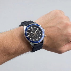 Invicta Pro Diver 46118 Men's Watch — side view, Stainless Steel case 45mm