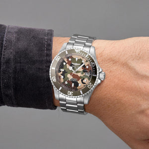 Invicta Pro Diver 48567 Unisex Watch — side view, Stainless Steel case 40mm
