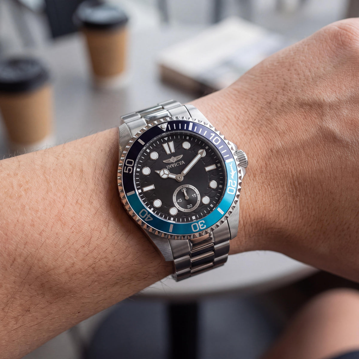 Invicta Pro Diver 49437 Reloj de Pulsera de Cuarzo para Hombre de Acero Inoxidable Plateado con Esfera Negra 43mm, Resistente al Agua 10 ATM, Photo 4