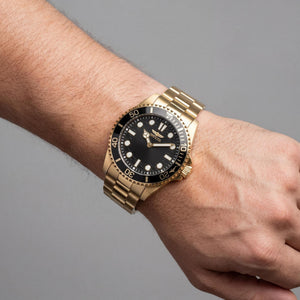 Invicta Pro Diver 49701 Unisex Watch — side view, Stainless Steel case 43mm