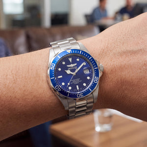 Invicta Pro Diver 9204 Unisex Watch — side view, Stainless Steel case 37mm