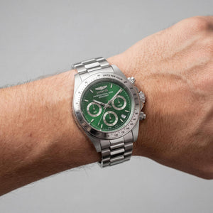 Invicta Men's Watch — side view, Stainless Steel case 39mm