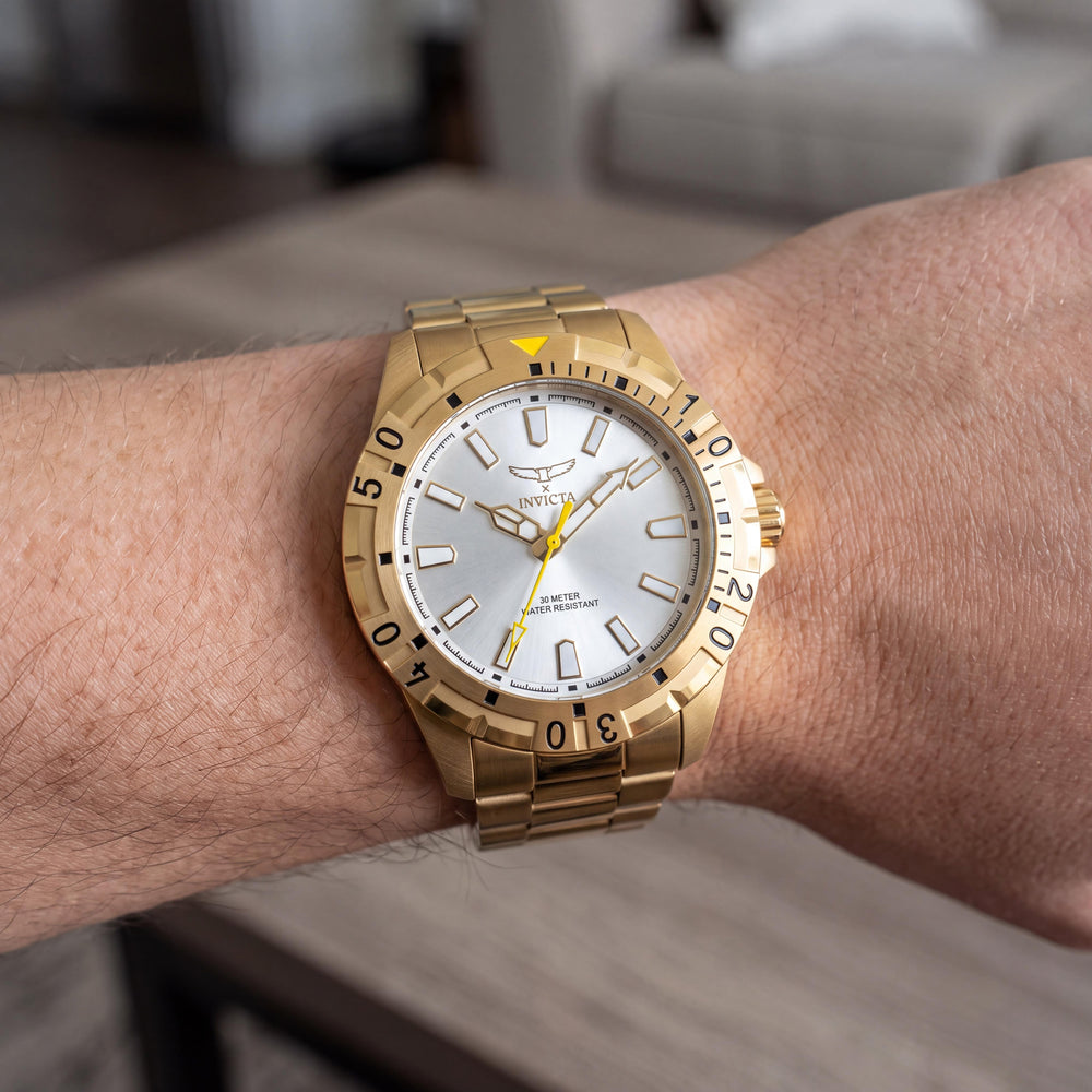 Invicta Specialty 69031 Unisex Watch — side view, Metal case 42mm