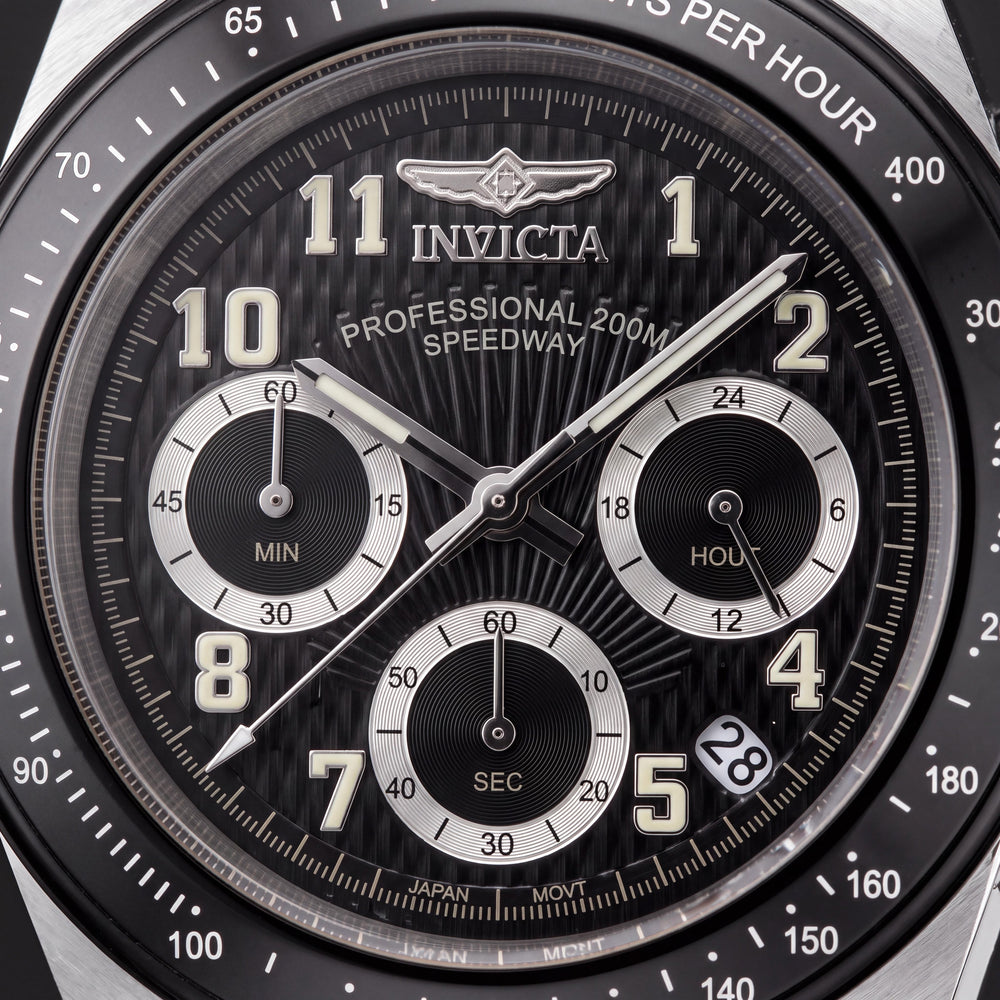 Invicta Speedway 17031 Men's Watch — front view, Quartz movement 40mm