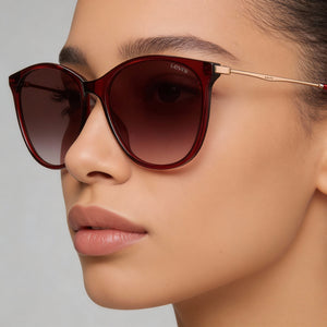 Levi's Lv 5006/S Oval Sunglasses Women — side view, Non-Polarized Pink Doubleshade lens