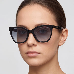Marc Jacobs 500/S Butterfly Sunglasses for Women — interior view, Non-Polarized lens detail