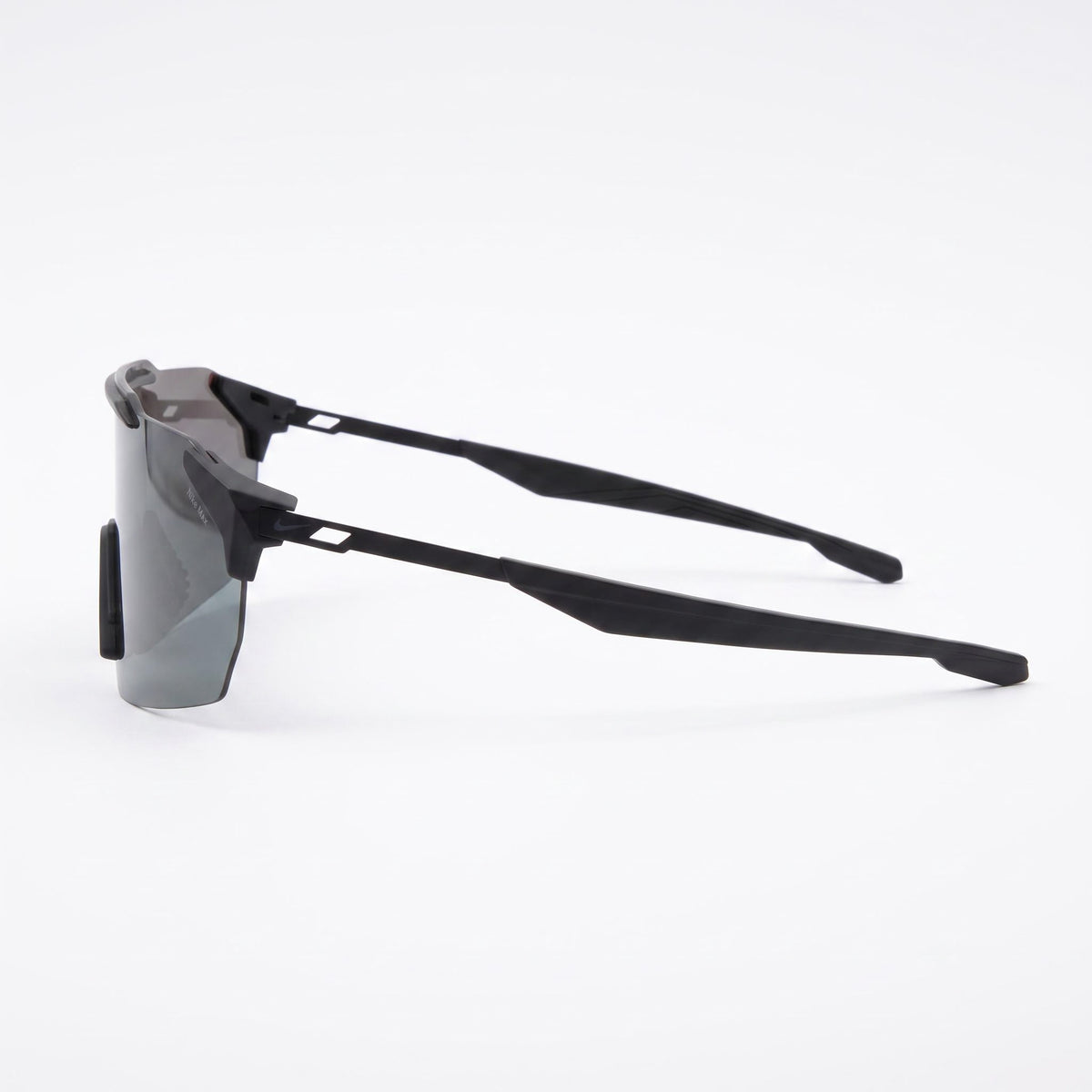 Gafas de sol informales NIKE con montura de plástico para hombre, negro mate / gris polarizado, UV 400, talla 61-18-140, Photo 3