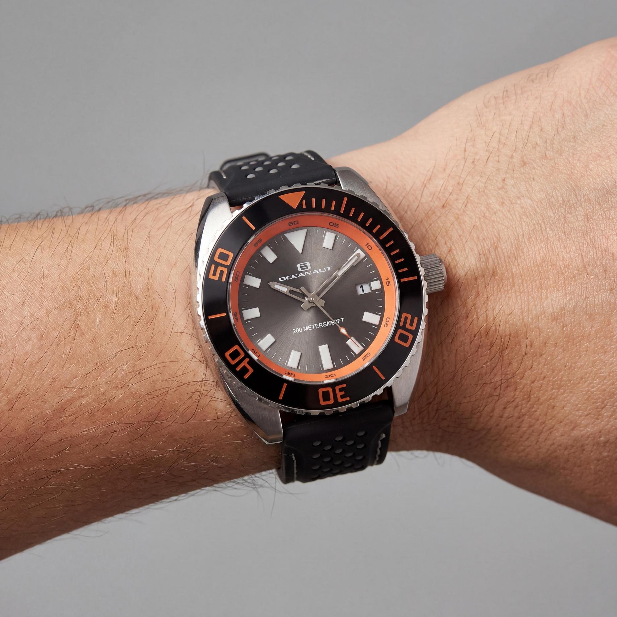Oceanaut Men's Watch, Gray Dial 40mm 200m Water Resistant, Photo 4