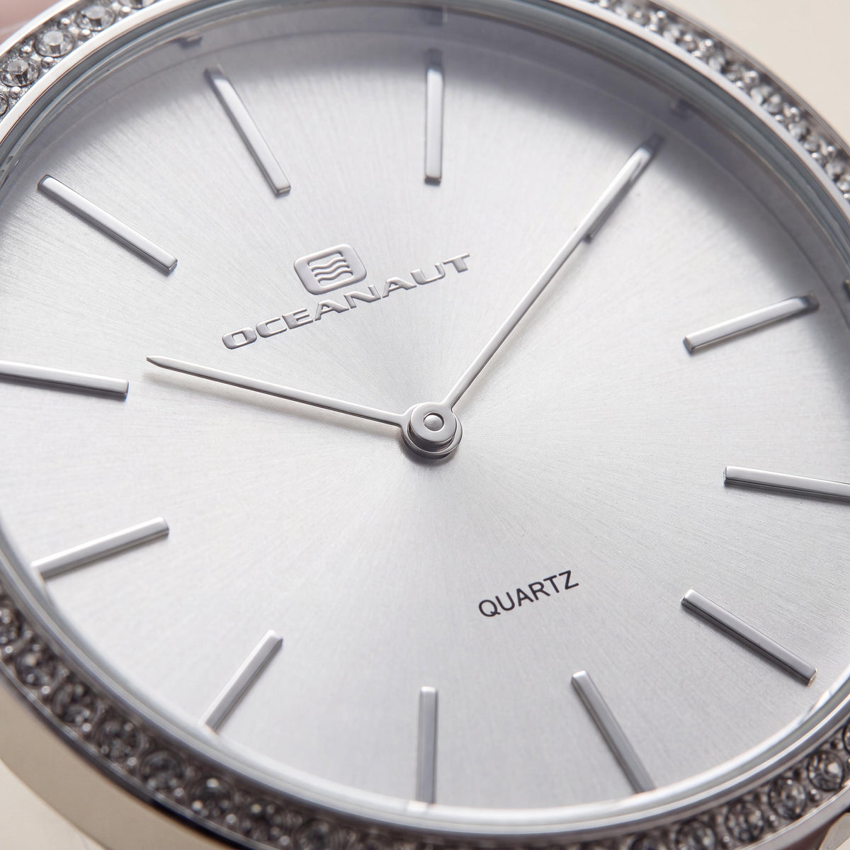 Reloj de pulsera Oceanaut OC0263 para mujer, esfera blanca, bisel de cristal, movimiento de cuarzo, resistente al agua 3 ATM, cristal mineral resistente a los arañazos, Photo 2