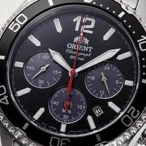 Orient Modern Men's Watch — front view, Quartz movement Analog display