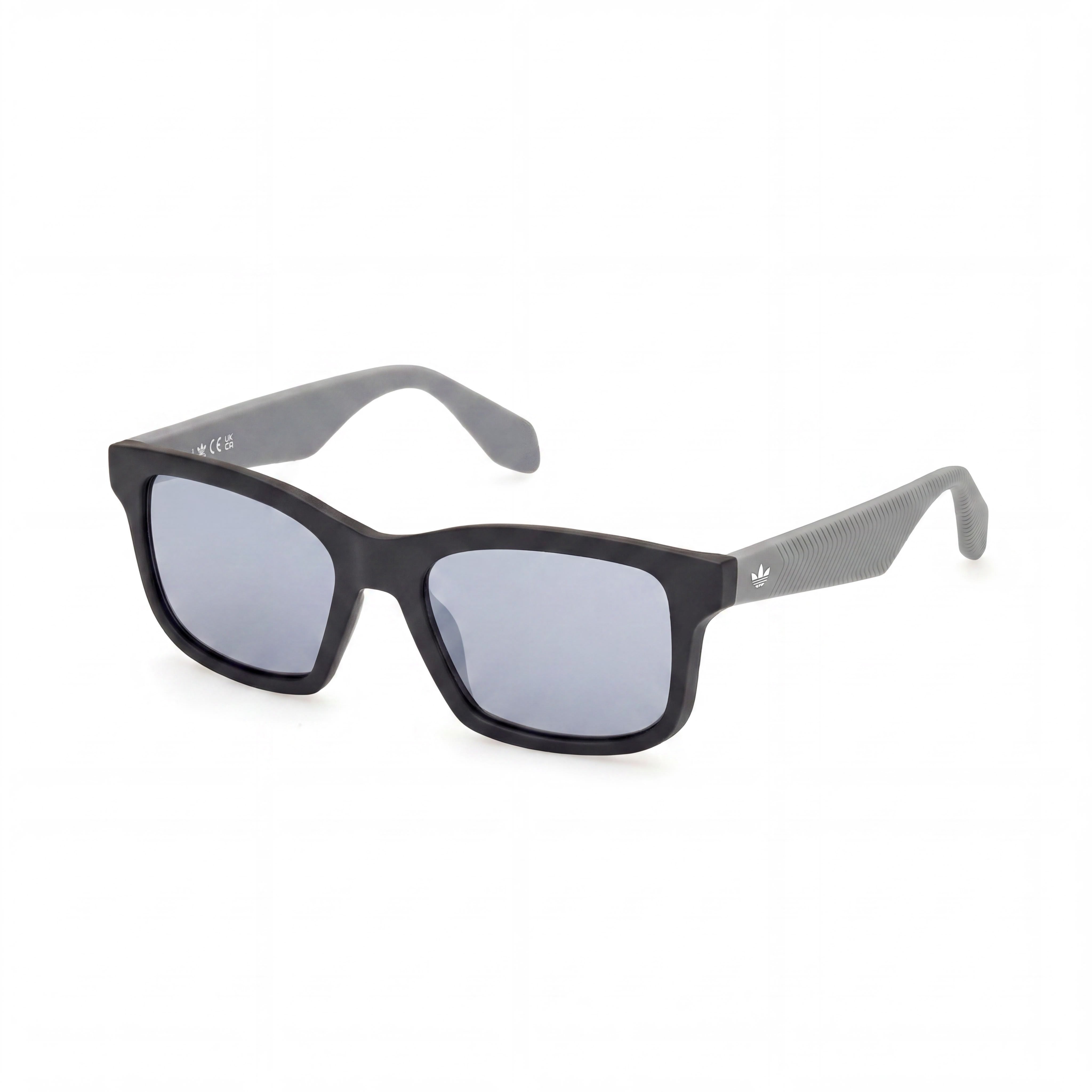 Gafas de sol unisex adidas Originals OR0105 con protección UV 100% inyectada, montura negra mate, lentes de espejo ahumadas, 52 mm, Photo 1