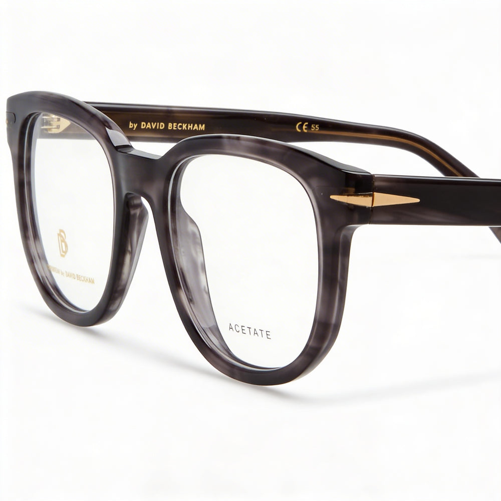 Gafas de sol unisex David Beckham DB 7097 con montura de plástico en color cuerno gris y lentes de policarbonato de 50 mm de ancho.