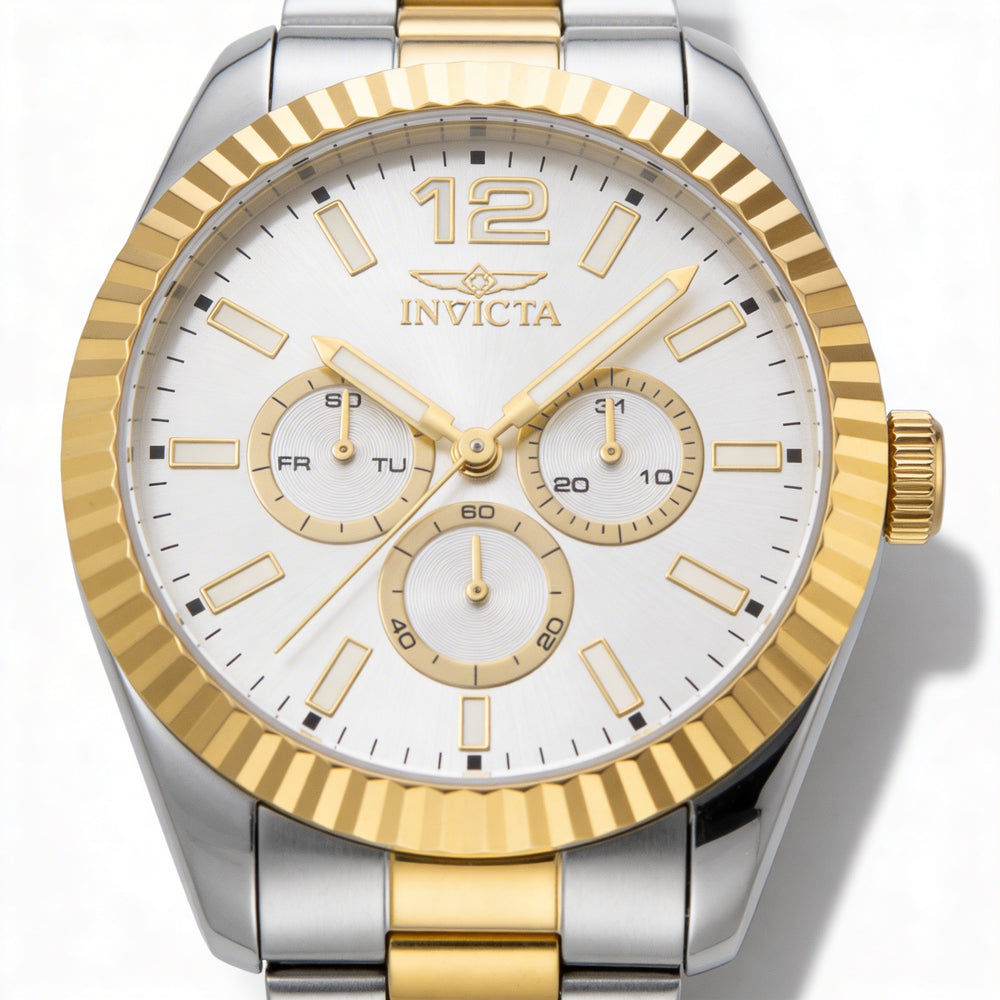 Reloj de cuarzo Invicta Specialty 49516 para hombre, con caja de acero inoxidable y pulsera, esfera plateada de 43 mm