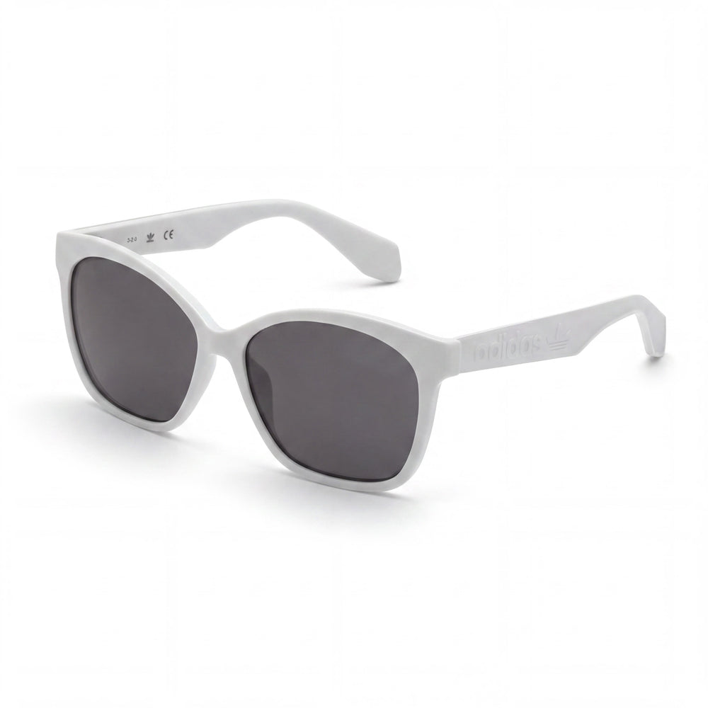 Gafas de sol adidas Originals Modern para mujer, montura inyectada blanca, lentes de espejo ahumadas, protección UV 100 %, ancho de lente de 57 mm