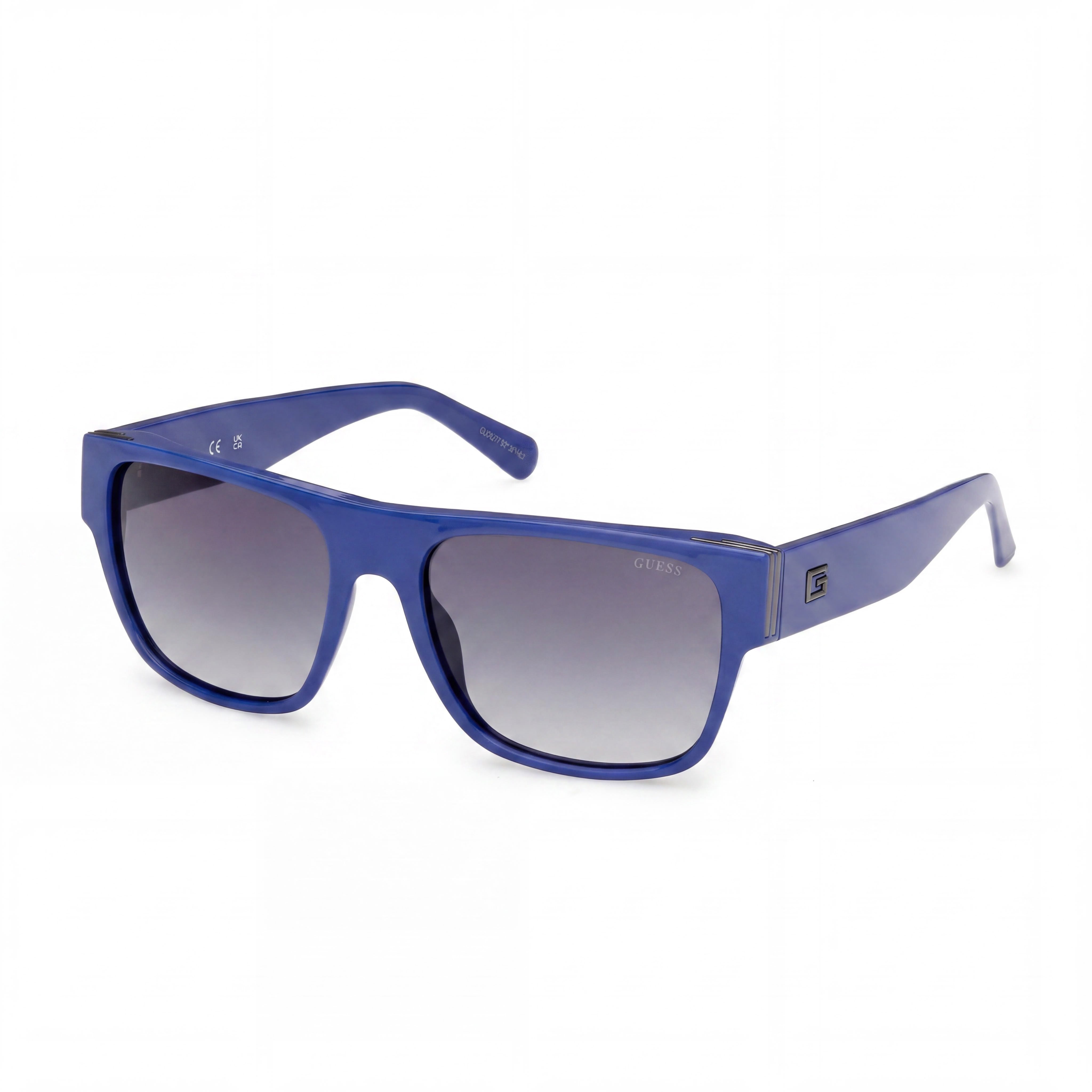 GUESS Casual Men's Plastic Frame Non-Polarized UV 400 Sunglasses, Azul Brillante, Gradient Smoke Lenses 58mm, Photo 1