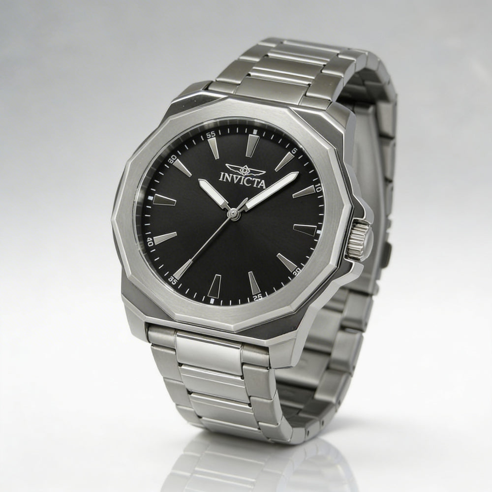 Invicta Fashionable Men's 42mm Silver Black Stainless Steel Quartz Watch with Scratch-Resistant Black Dial