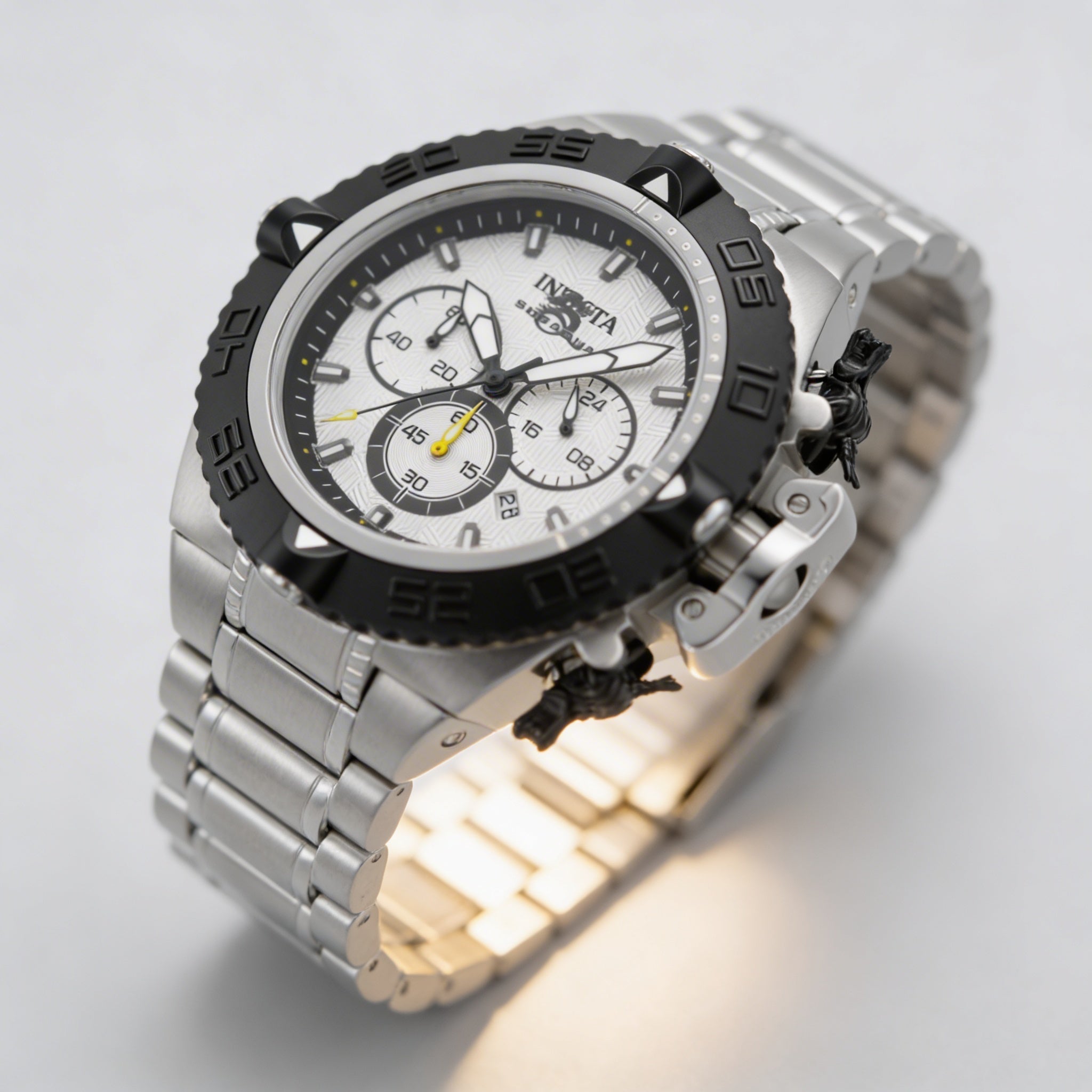 Invicta Subaqua - Noma IV 48201 Reloj cronógrafo de cuarzo para hombre, acero inoxidable, esfera plateada, caja de 50 mm, Photo 2