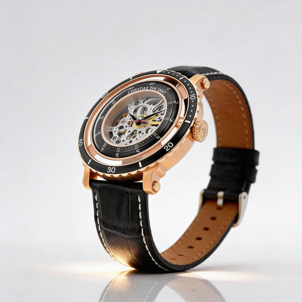 Reloj automático Christian Van Sant para hombre, caja de acero inoxidable plateada, esfera esqueletizada, cristal de burbuja y correa de piel.