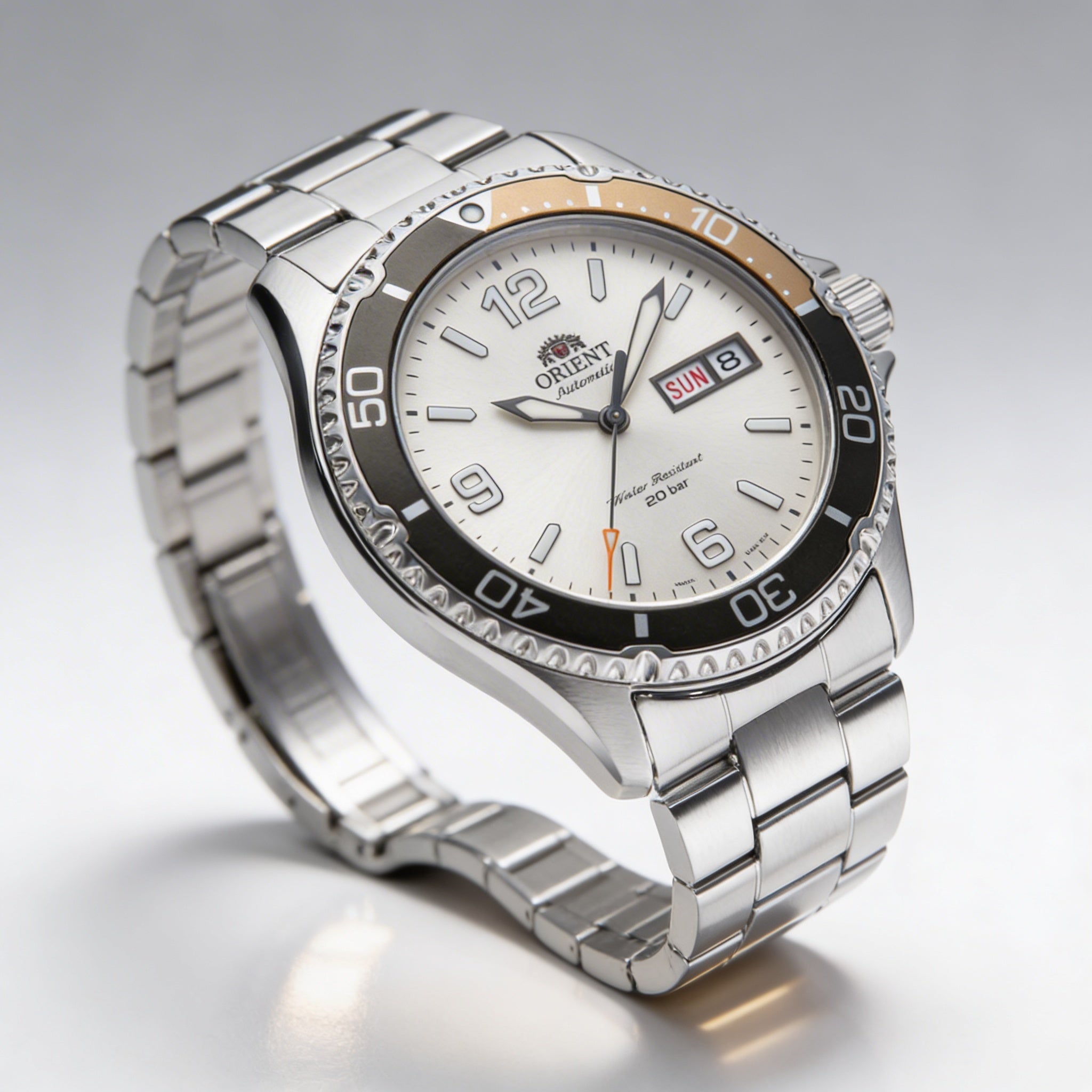 Orient Modern Unisex Automatic Stainless Steel Watch with Sapphire Crystal, Water Resistant, Glow In The Dark, 42mm Silk Grey Dial, Photo 2