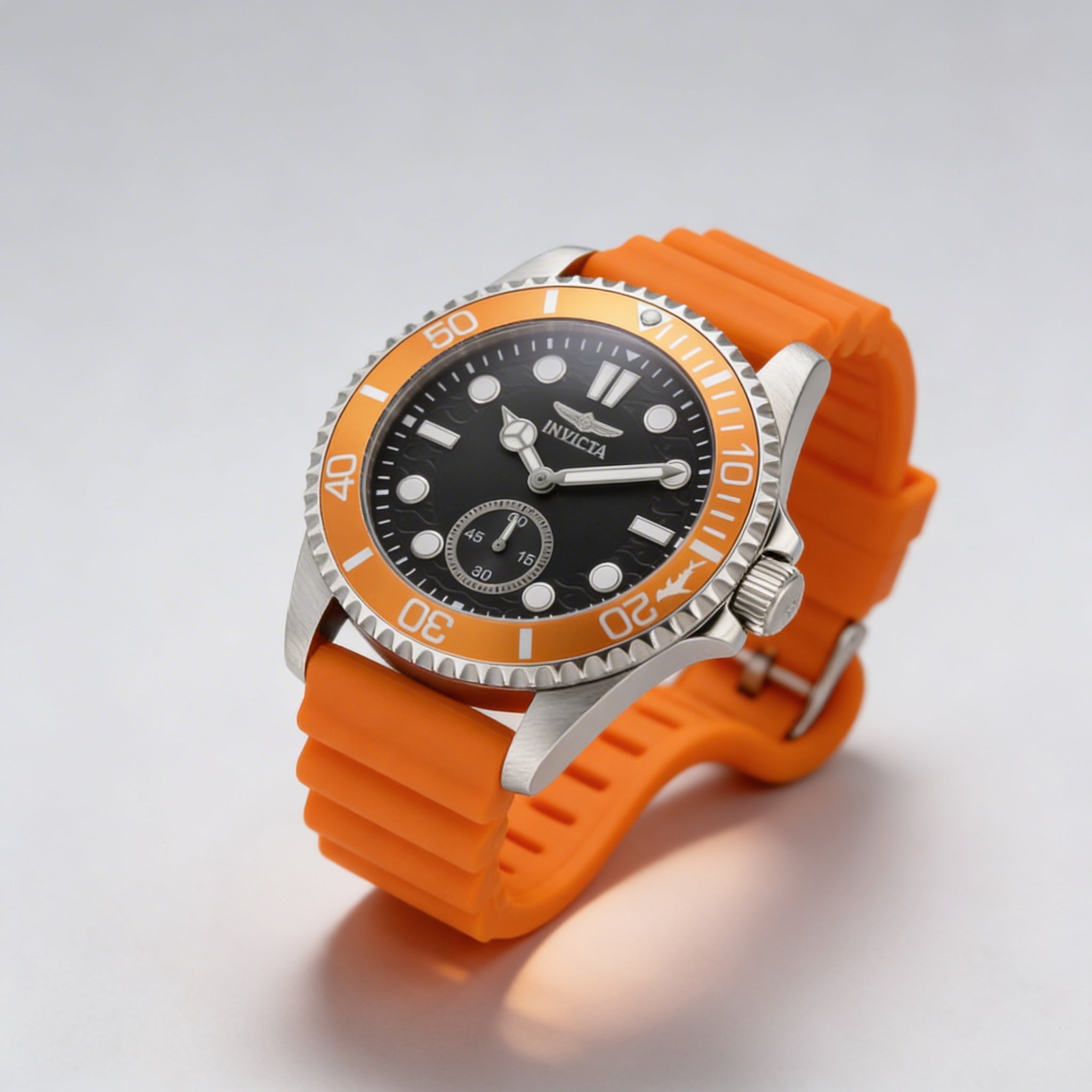 Reloj de cuarzo Invicta Pro Diver 49337 para hombre, caja de acero inoxidable plateada, esfera negra, correa de silicona, 43 mm, Photo 2