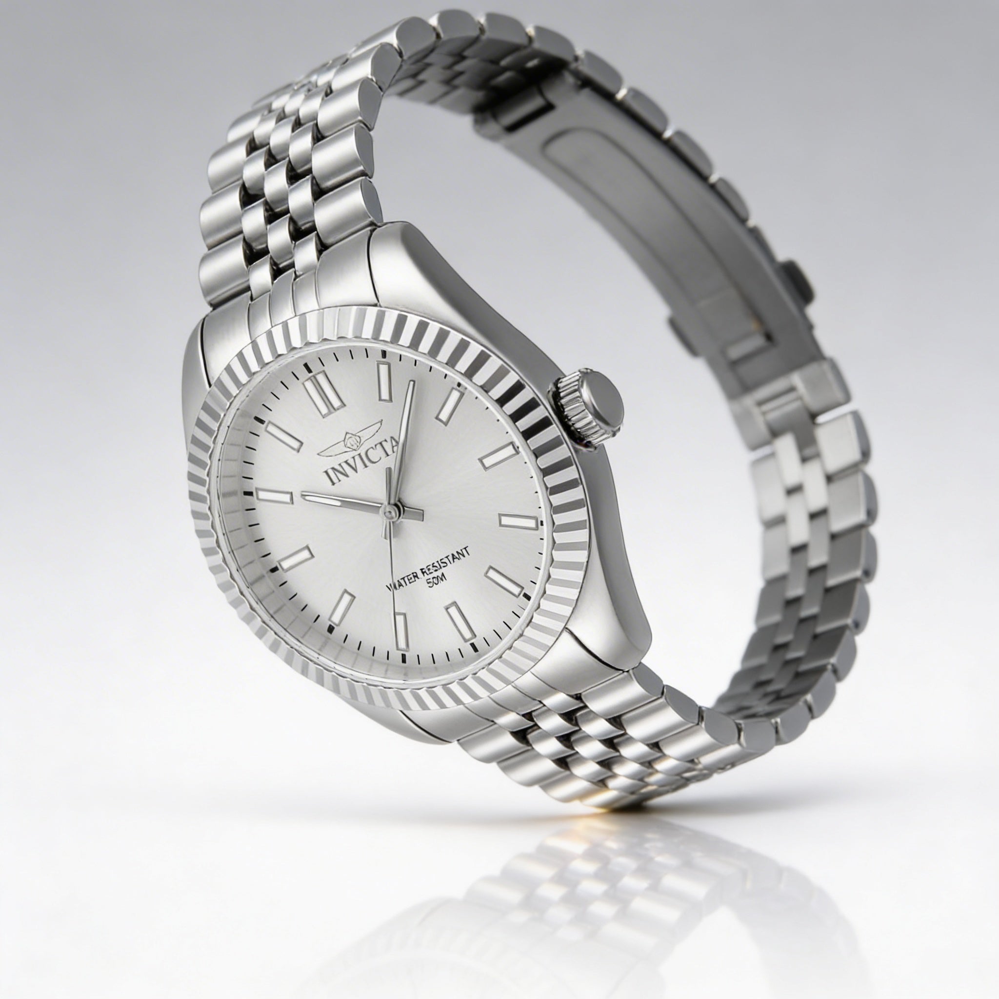 Reloj Invicta Specialty unisex de acero inoxidable plateado con correa de cuarzo de 36 mm, resistente al agua y con 5 barras, Photo 2