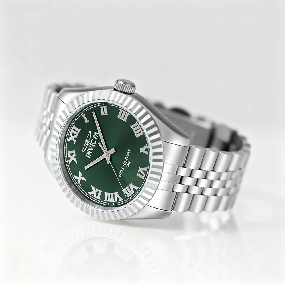 Reloj Invicta Specialty 47398 unisex de acero inoxidable con esfera verde y cristal mineral de cuarzo, 43 mm