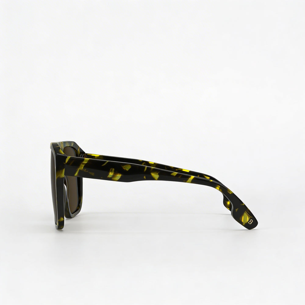 Victoria Beckham Fashion-Forward Women's Plastic Non-Polarized Sunglasses Black, Yellow, Havana Frame 14mm Bridge 140mm Temple