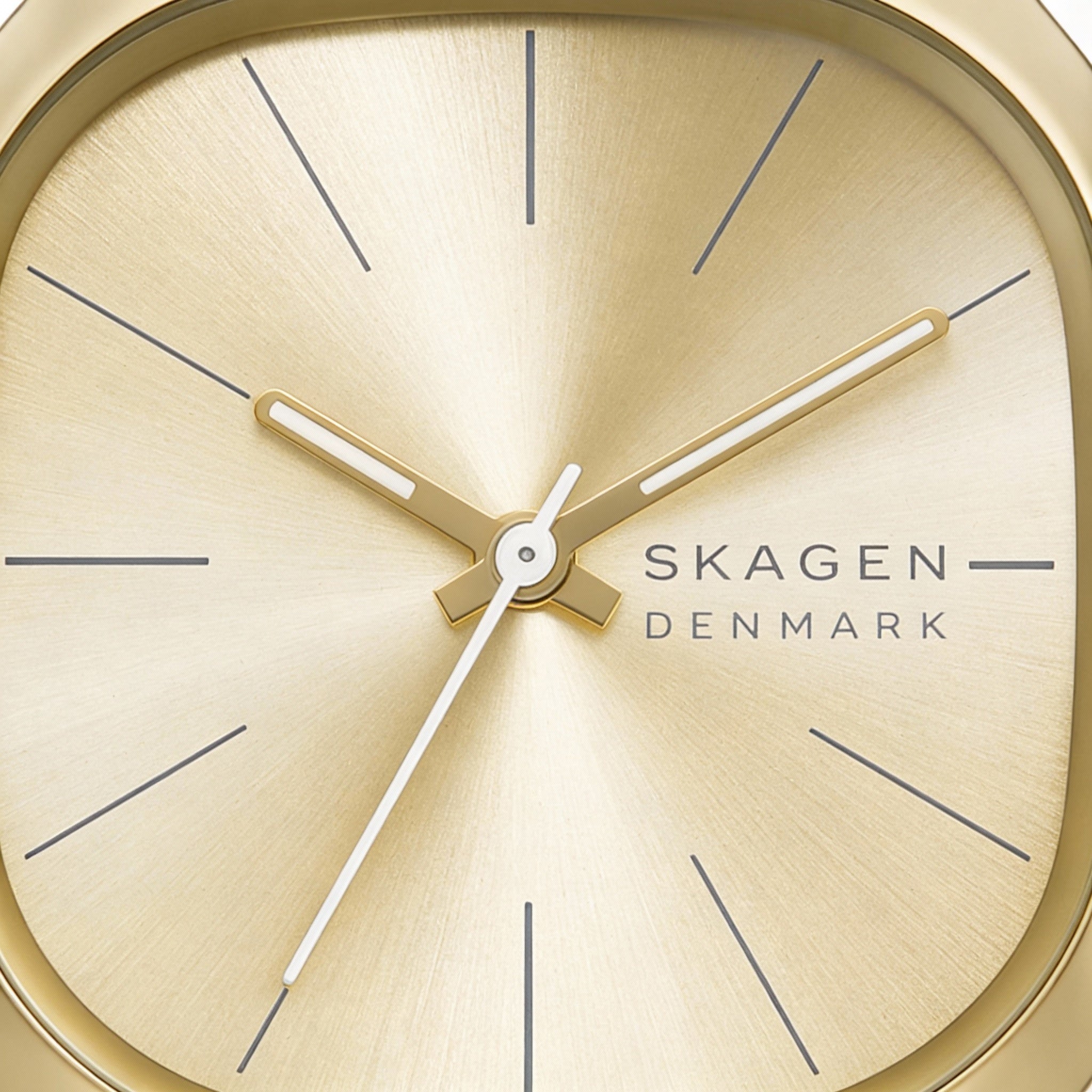 Skagen Mellem Lille Women's Gold Stainless Steel Scratch-Resistant Square 28mm Case Quartz Watch