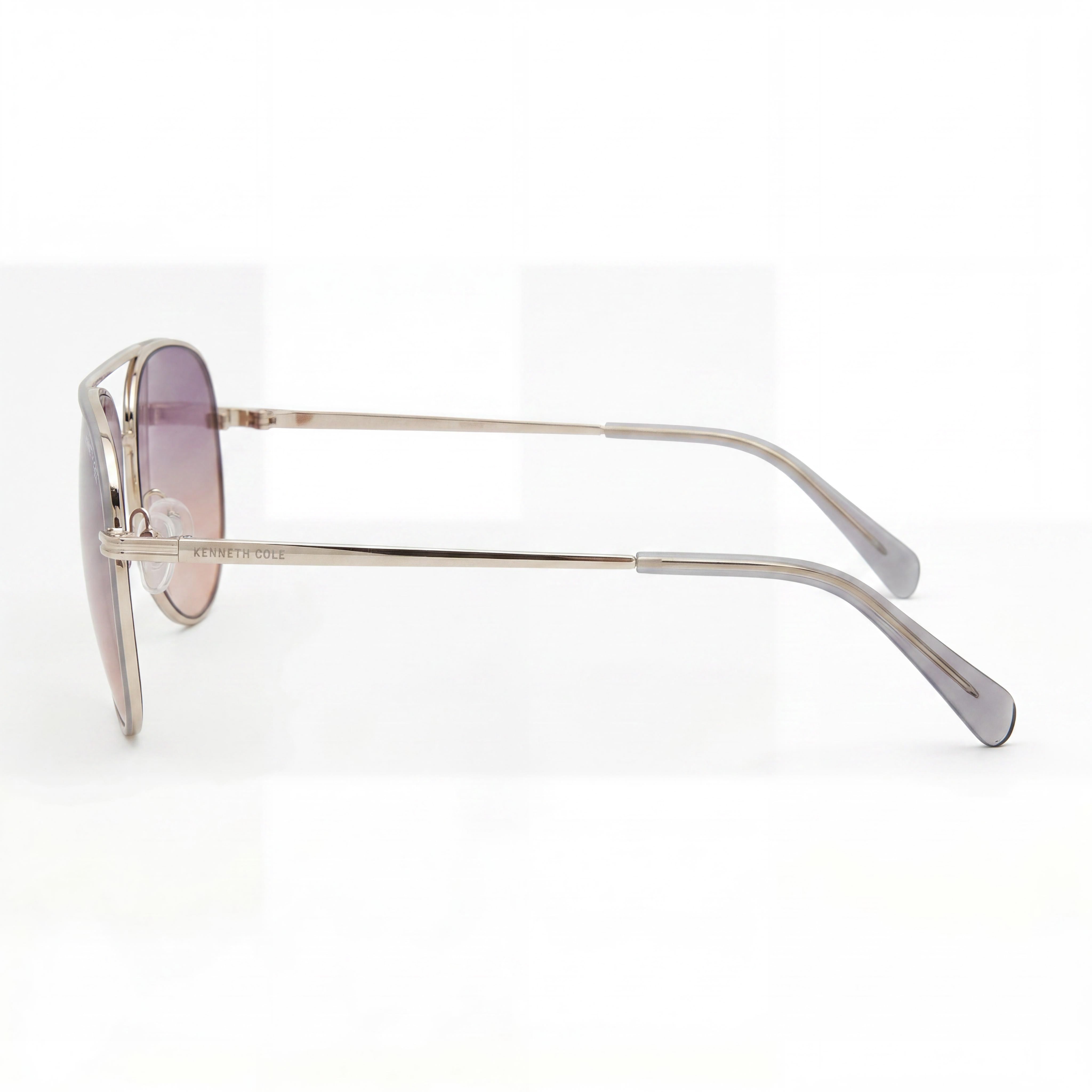 Gafas de sol de aviador para mujer MARCOLIN USA, INC con montura metálica brillante, lentes ahumadas y 100 % protección UV, Photo 2
