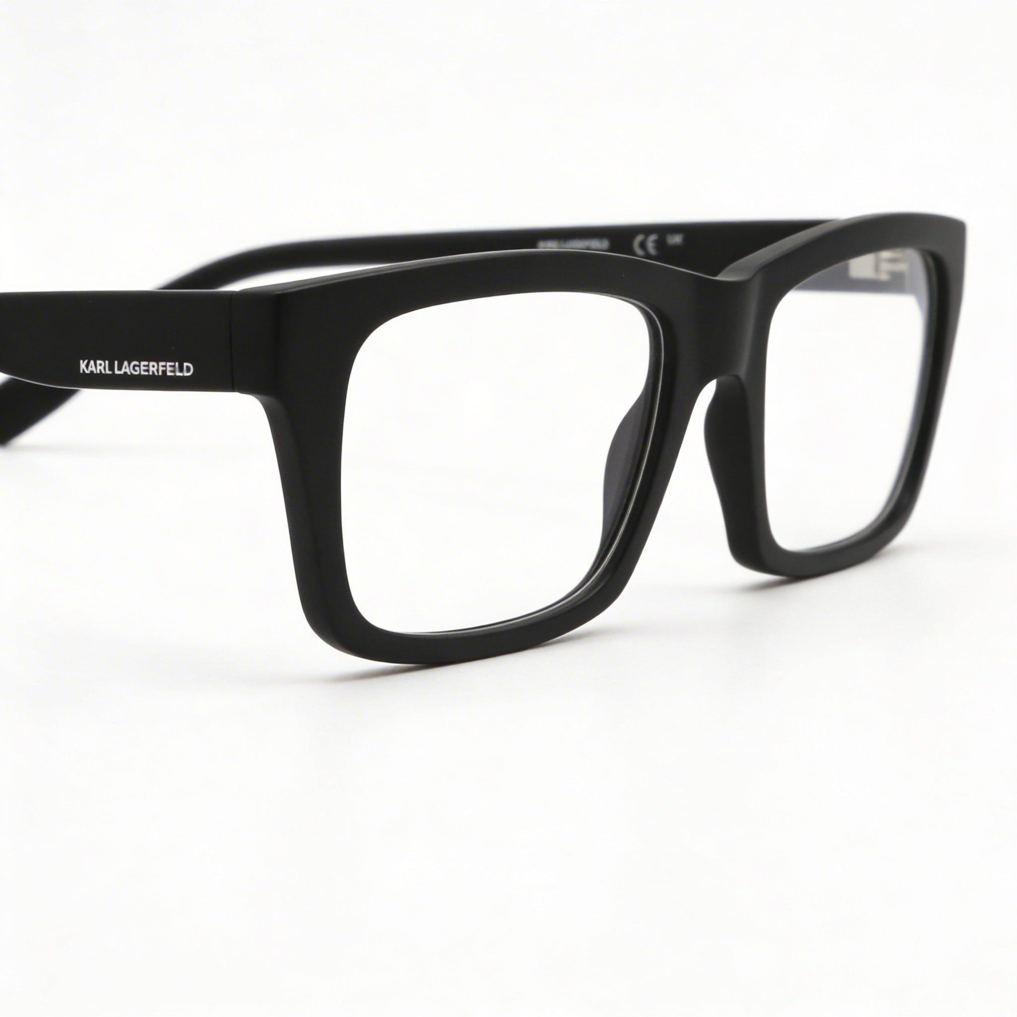 KARL LAGERFELD Montura unisex moderna inyectada en negro mate con lentes de policarbonato no polarizadas de 53 mm, Photo 2