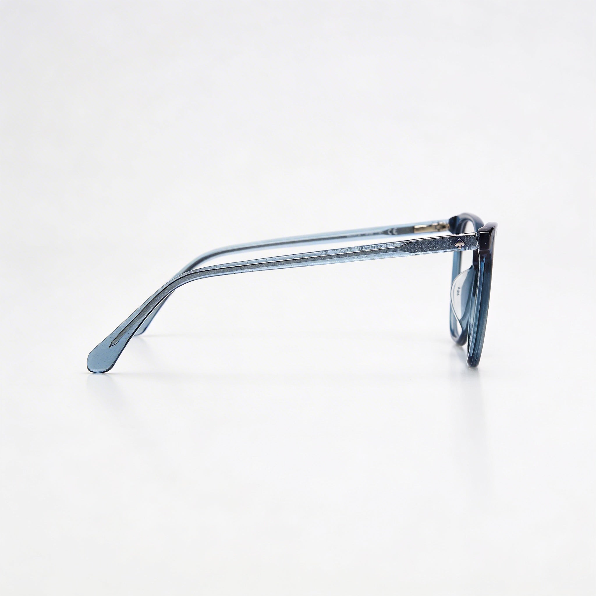 Kate Spade New York Modern Unisex Sunglasses with Blue Polycarbonate Lenses, 52mm Lens Width, Photo 3
