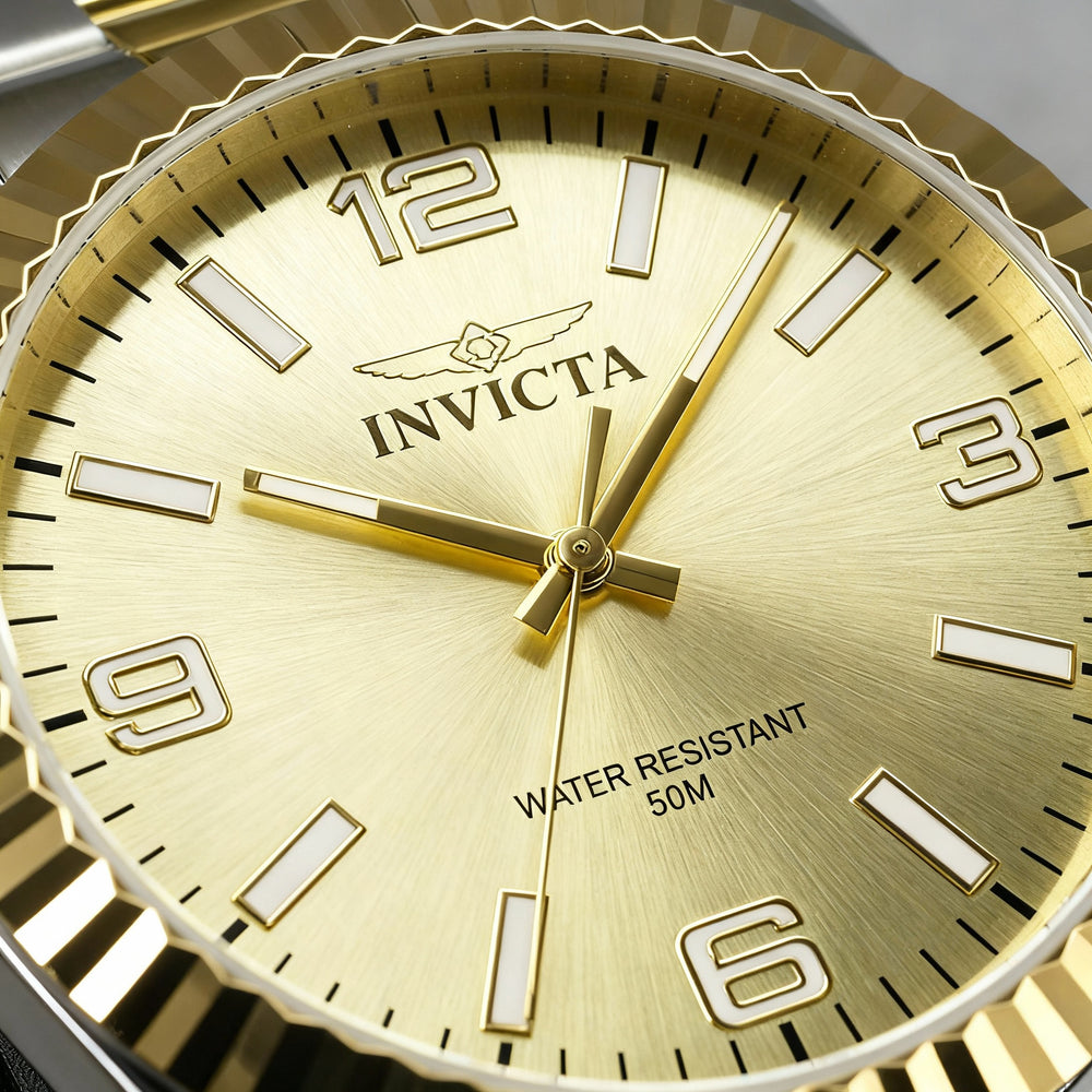 Reloj unisex Invicta Specialty Collection 47457 de acero inoxidable con correa y esfera dorada de 43 mm