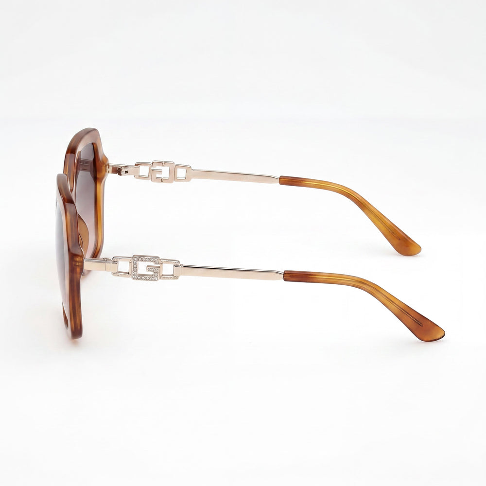 GUESS Women's Square-geometric Plastic Sunglasses, Blonde Havana Frame, Gradient Brown Lenses 57mm