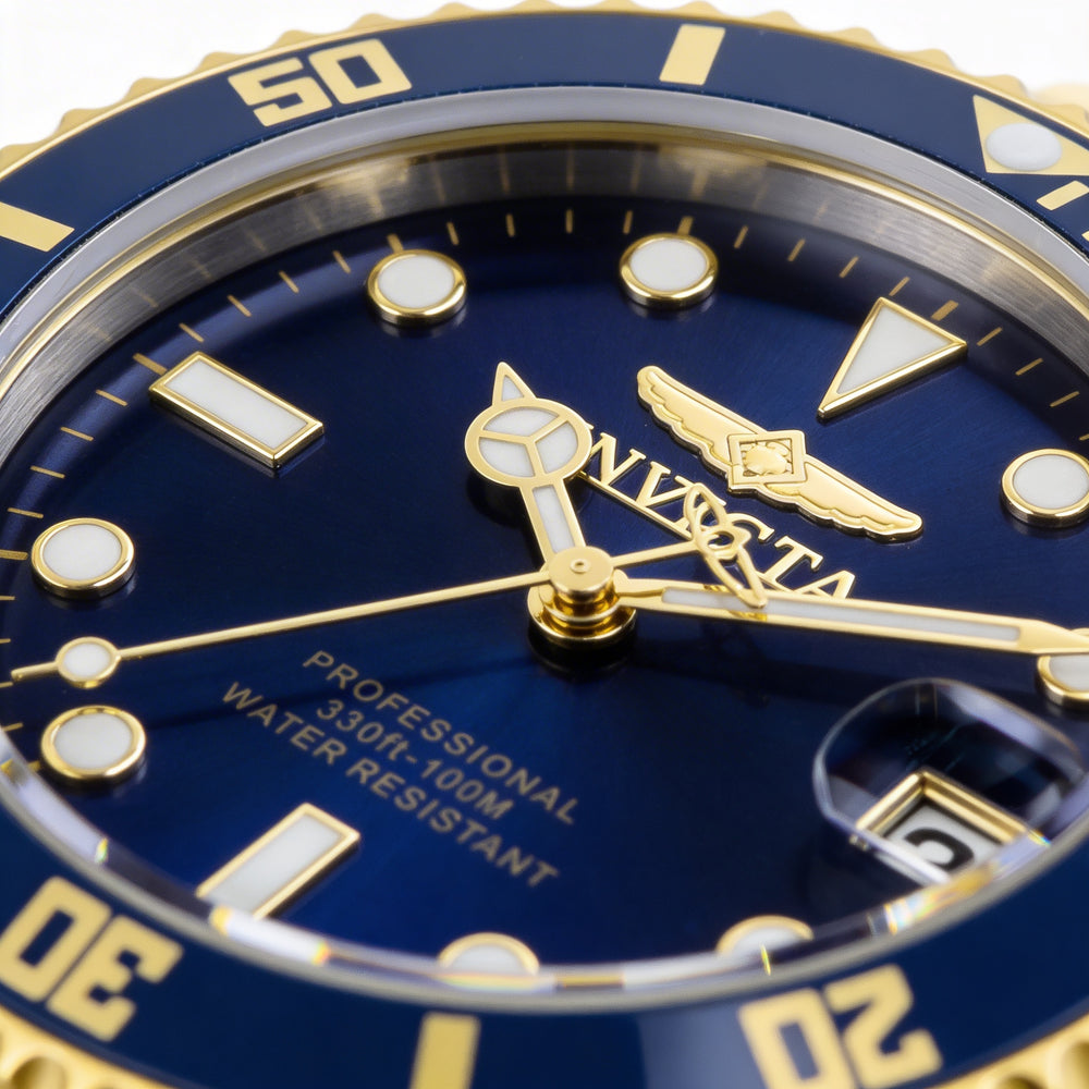 Reloj de buceo de cuarzo Invicta Pro Diver para mujer con fecha, caja dorada y esfera azul de 34 mm.