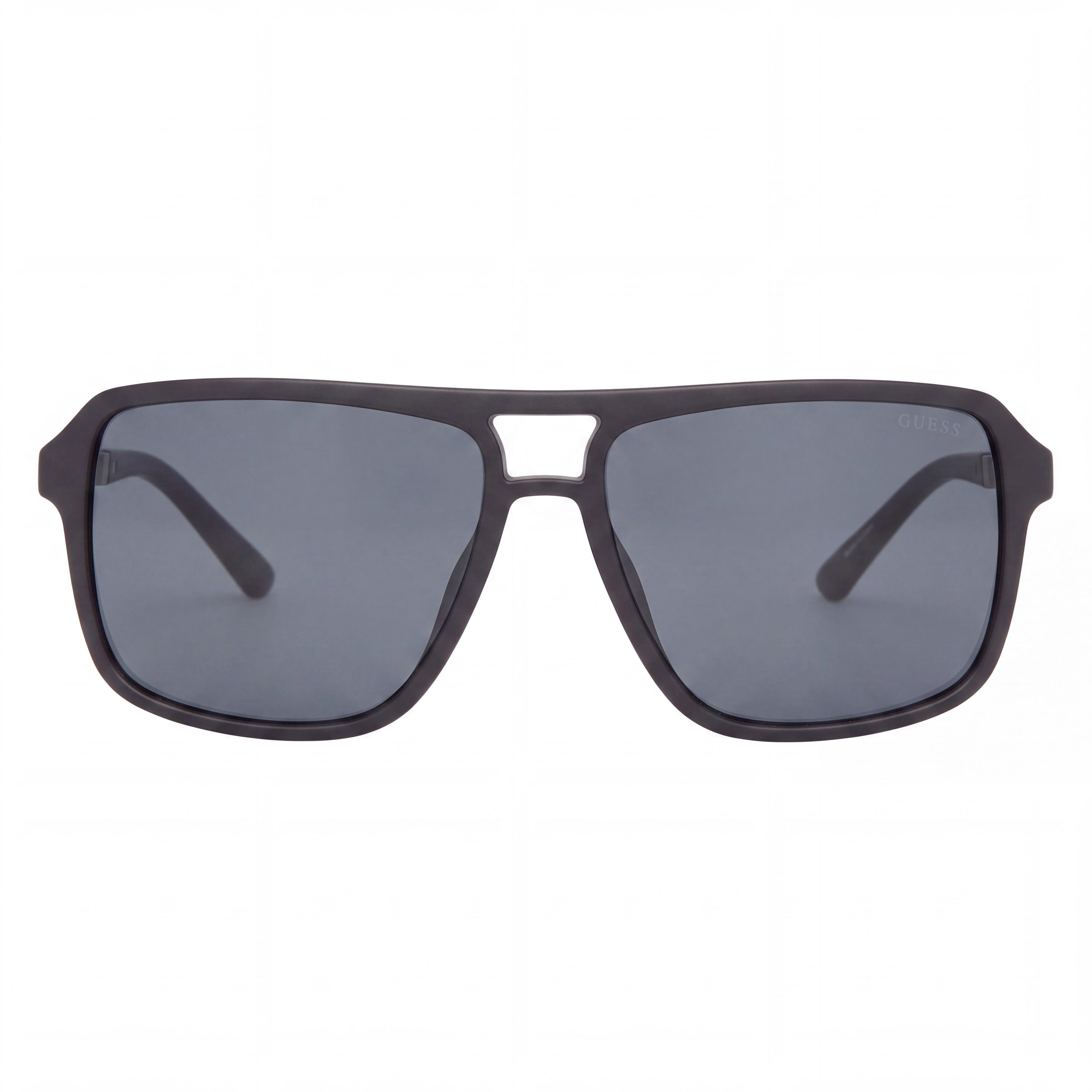 GUESS Classic Unisex Matte Black Plastic Sunglasses, 100% UV Protection, 58mm Lens Width, Photo 2