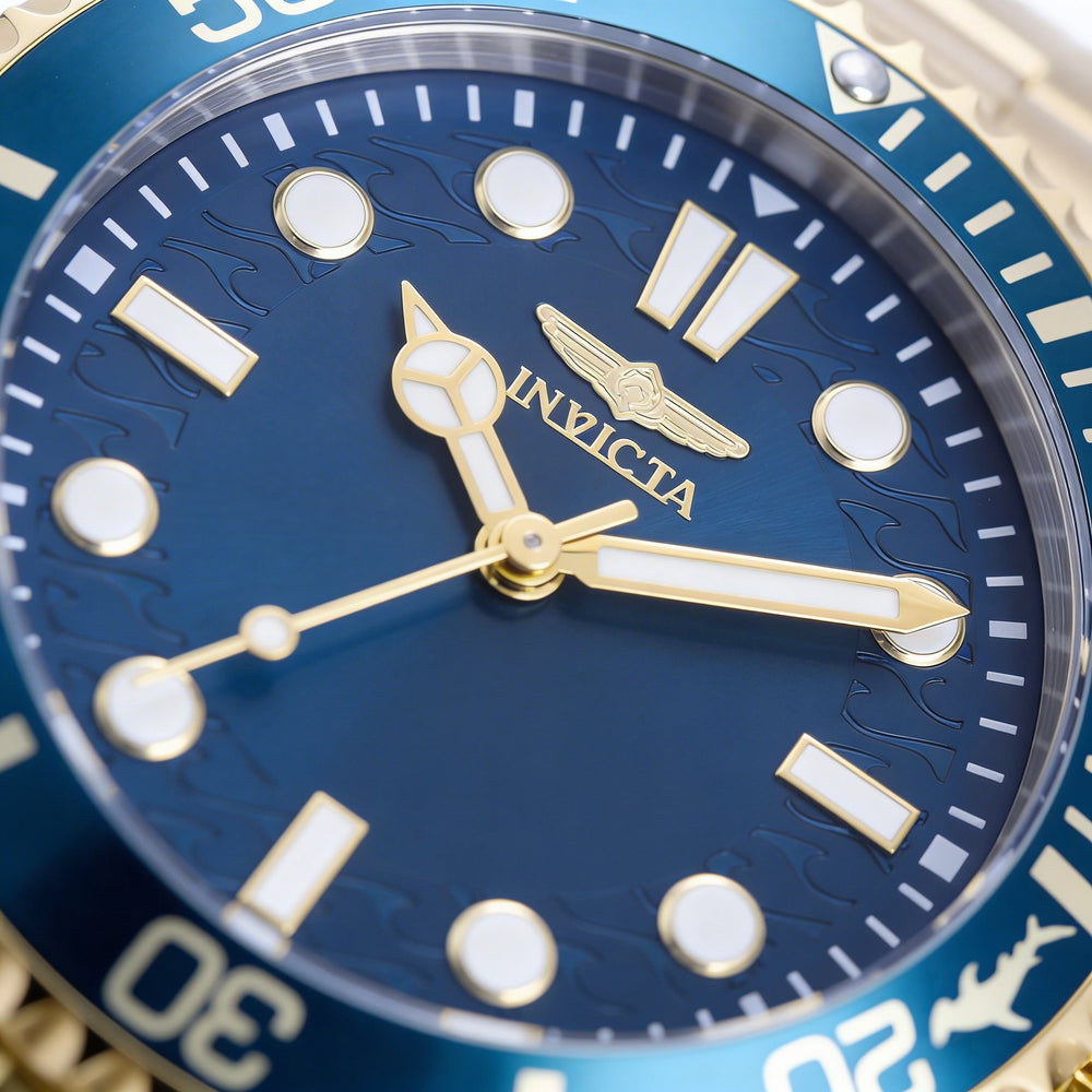 Reloj Invicta Pro Diver 49699 para hombre, de cuarzo, acero inoxidable dorado, 43 mm, esfera azul, resistente al agua hasta 10 ATM.
