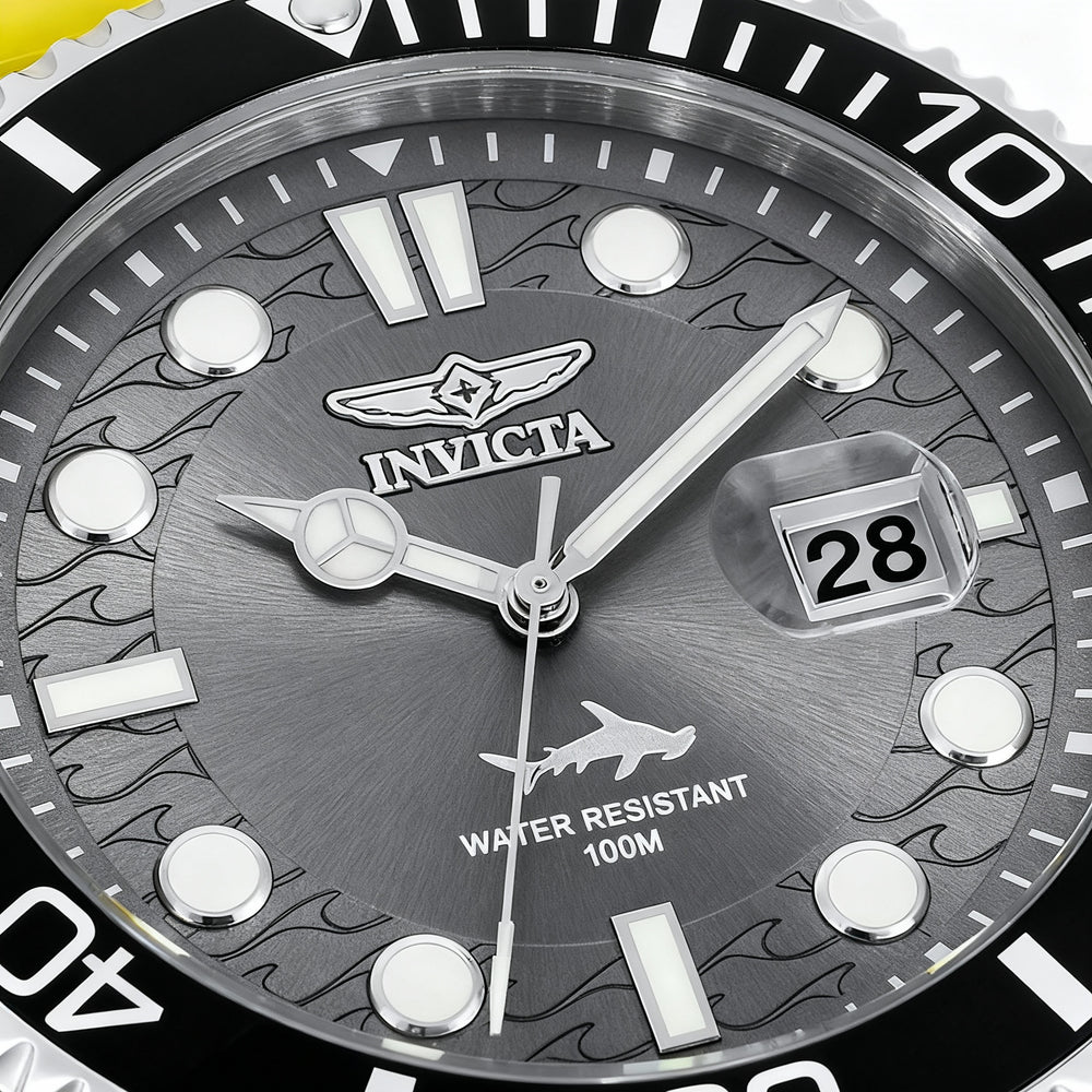 Reloj Invicta Pro Diver Classic para hombre, de acero inoxidable plateado, esfera negra, 43 mm, números arábigos, resistente al agua