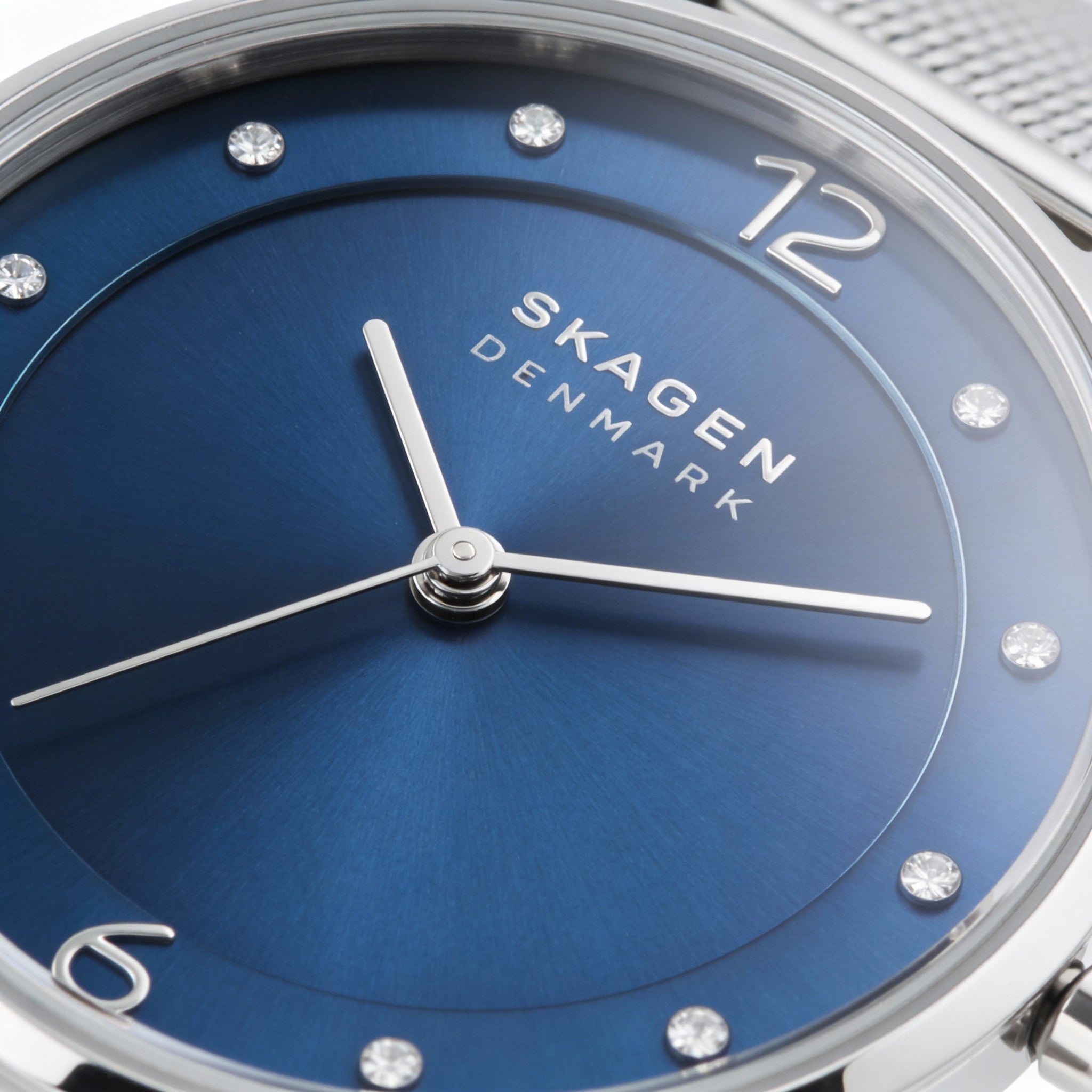 SKAGEN DENMARK Reloj analógico de cuarzo Anita Lille para mujer, de acero inoxidable, con esfera azul y malla plateada, segundero y resistente al agua hasta 30 m., Photo 2