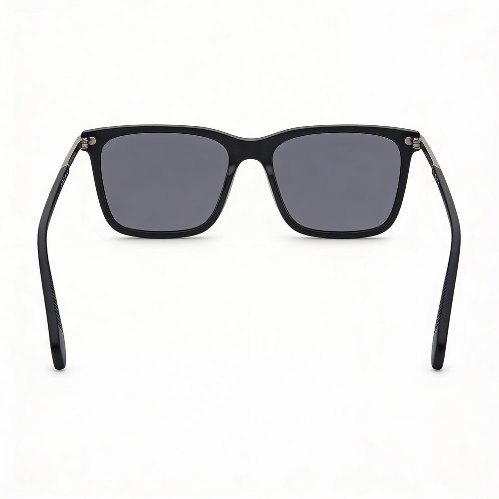 Gafas de sol para hombre Rag & Bone con montura moderna de acetato en negro mate y lentes de policarbonato no polarizadas de 56 mm