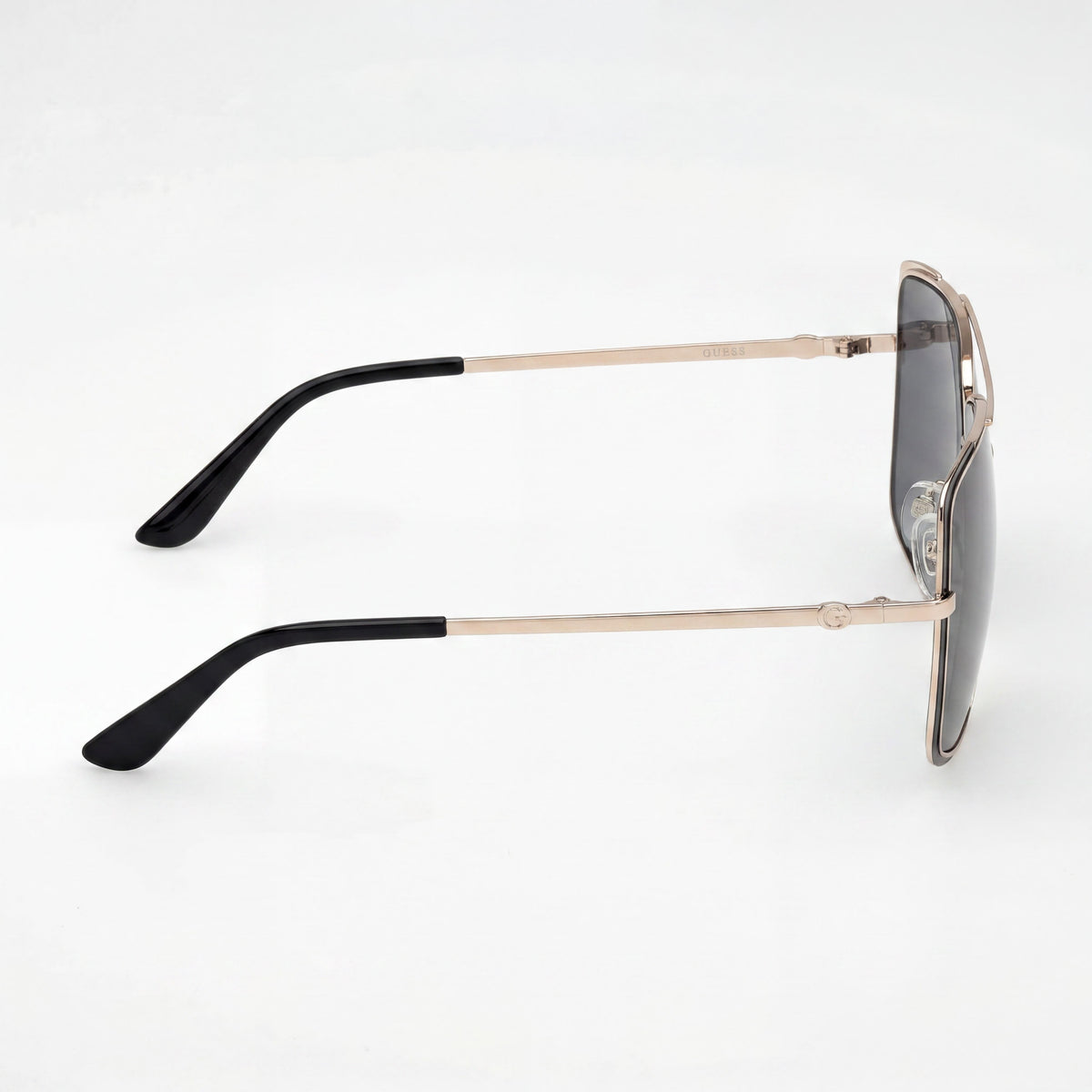 GUESS Oversized Metal Navigator Unisex Sunglasses, Matte Black Acetate Frame, Smoke Lenses 62-12-140, Photo 3