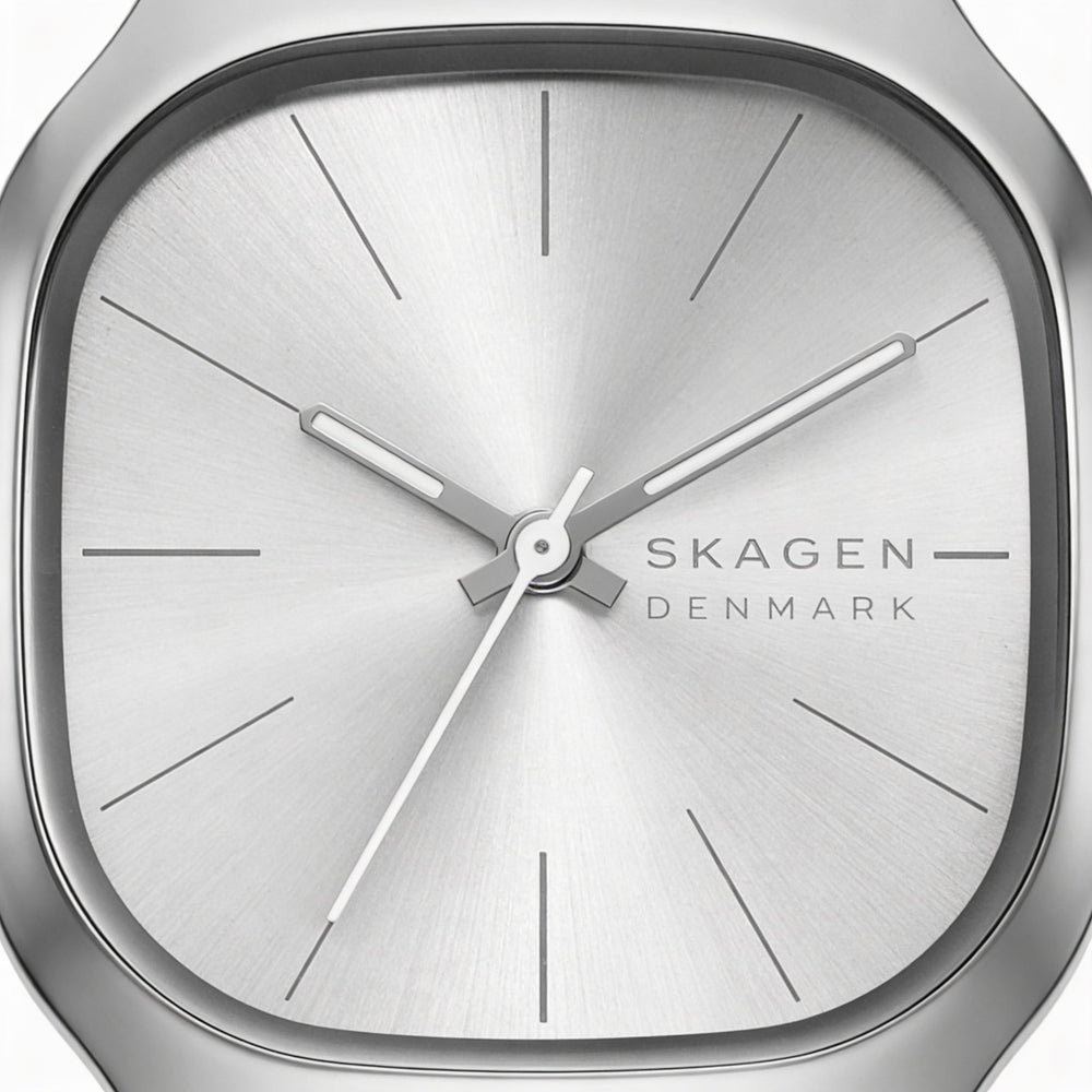Reloj Skagen Mellem Lille para mujer, de acero inoxidable plateado, resistente a los arañazos, con esfera dorada con efecto rayos de sol y caja de 28 mm.