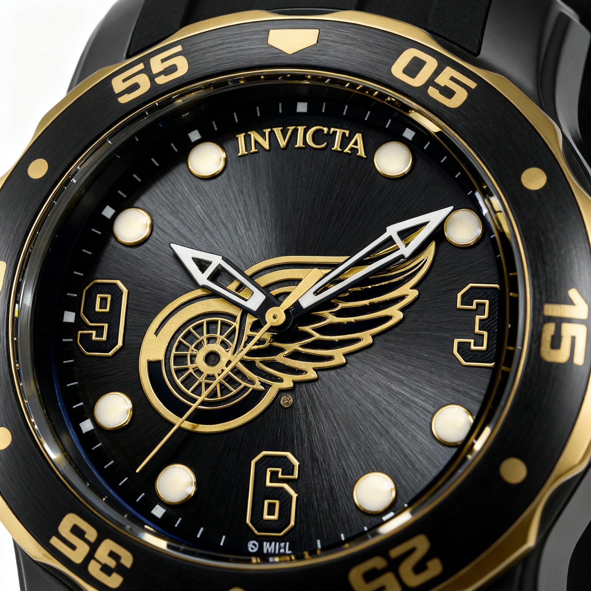 Reloj de cuarzo Invicta 42314 para hombre, resistente al agua, de acero inoxidable negro y dorado, 48 mm, Photo 2