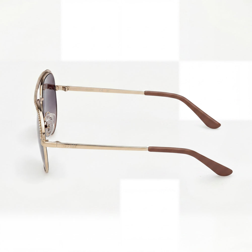 Gafas de sol informales GUESS para mujer, montura de plástico brillante dorado pálido, lentes degradadas ahumadas, protección UV 400, 60 mm