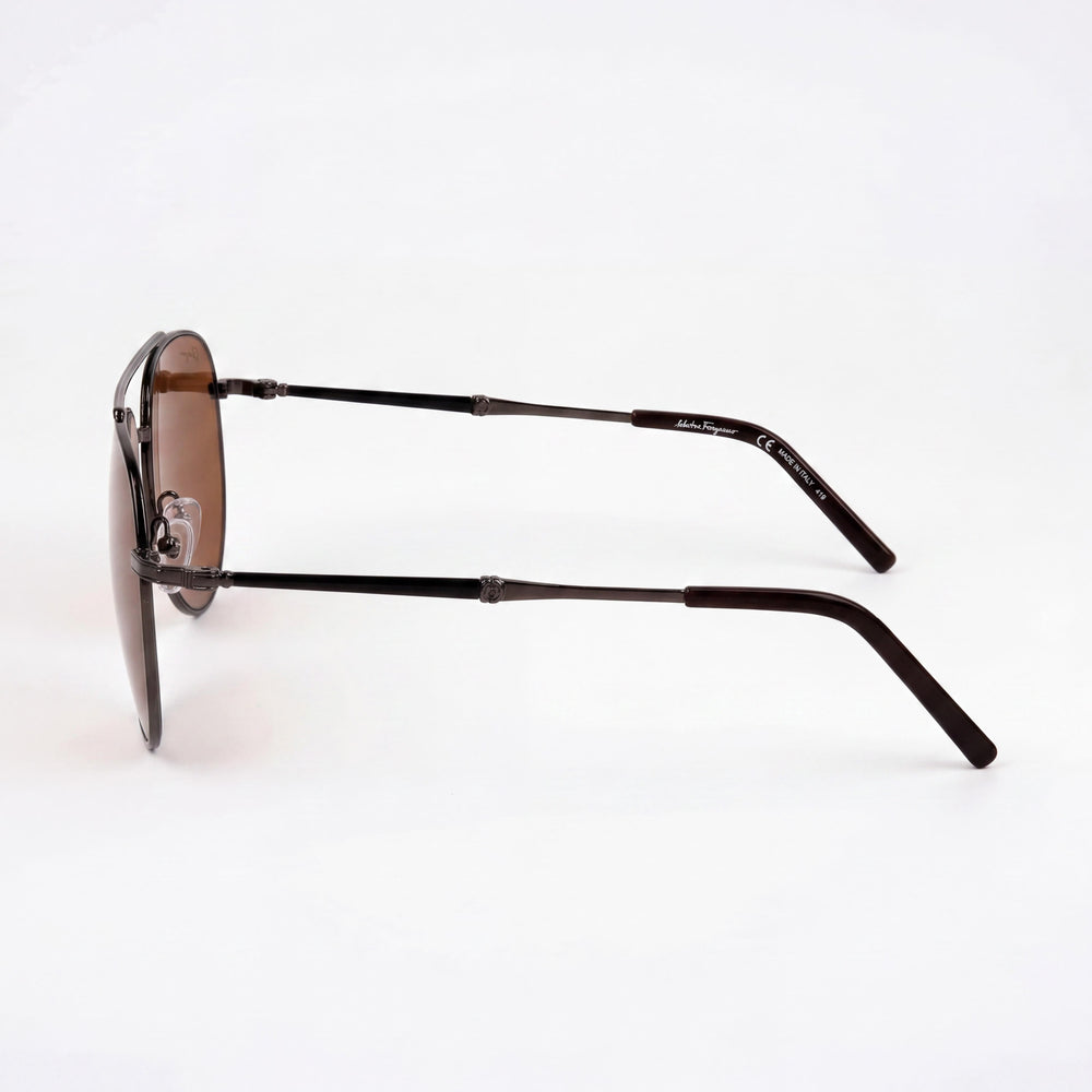 Gafas de sol de aviador metálicas unisex Salvatore Ferragamo SF 226S con lentes de policarbonato, color negro rutenio oscuro, 58 mm