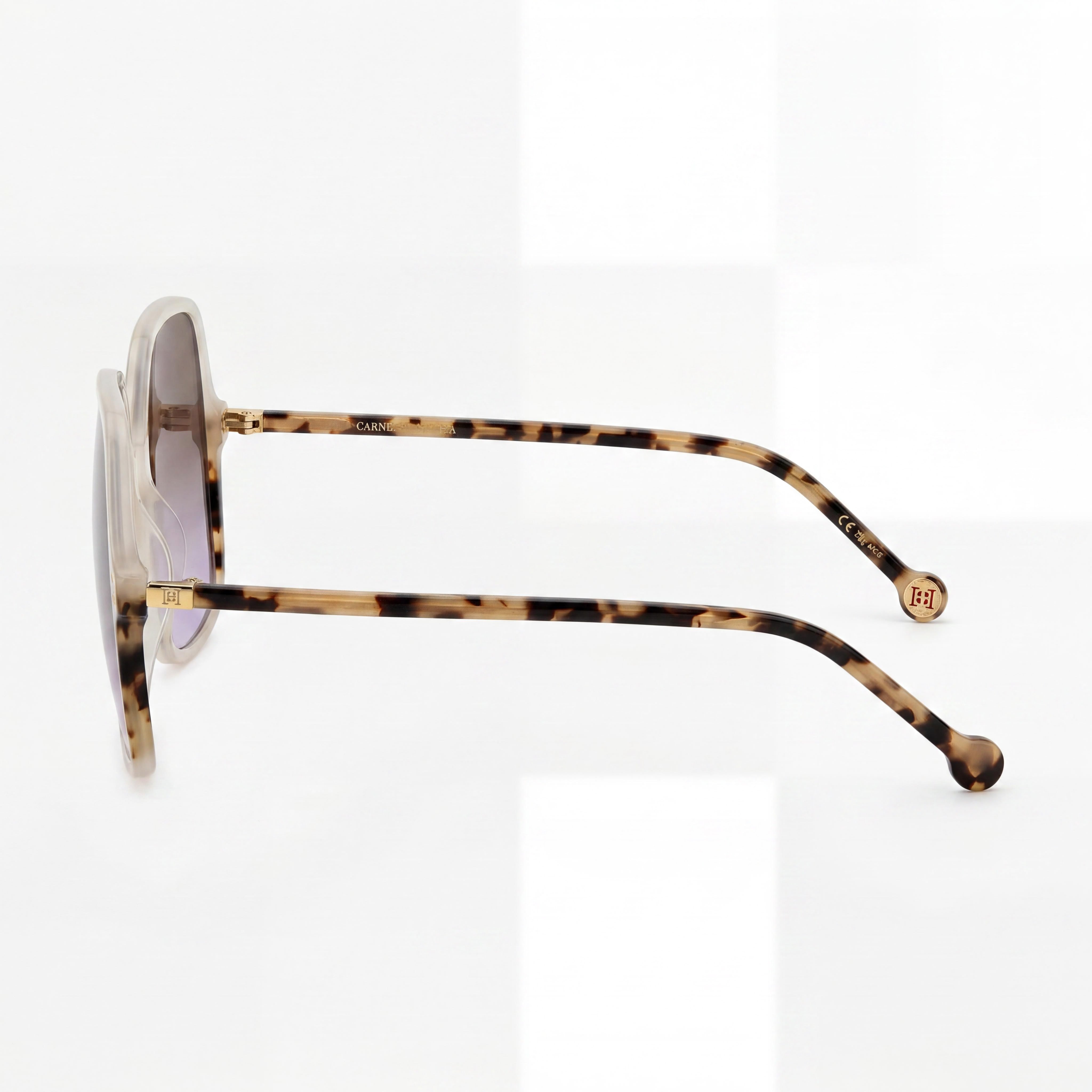 Gafas de sol modernas para mujer Carolina Herrera, montura de acetato marfil, lentes no polarizadas de doble tono marrón violeta con protección UV, 56 mm, Photo 3