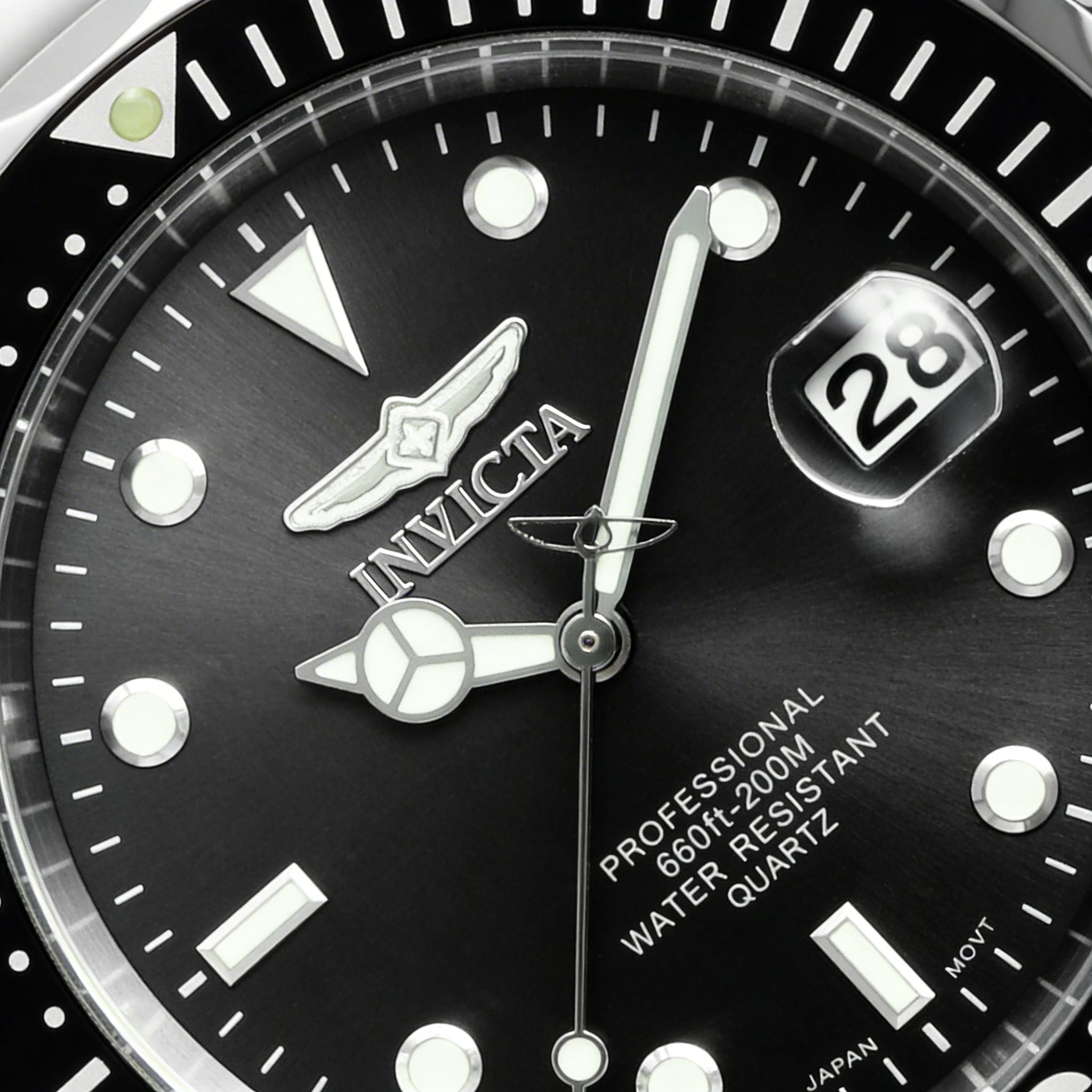 Invicta Bracelet Women's Silver & Black Quartz Watch 37.5mm, Glow In The Dark, Water Resistant 200M, Photo 2