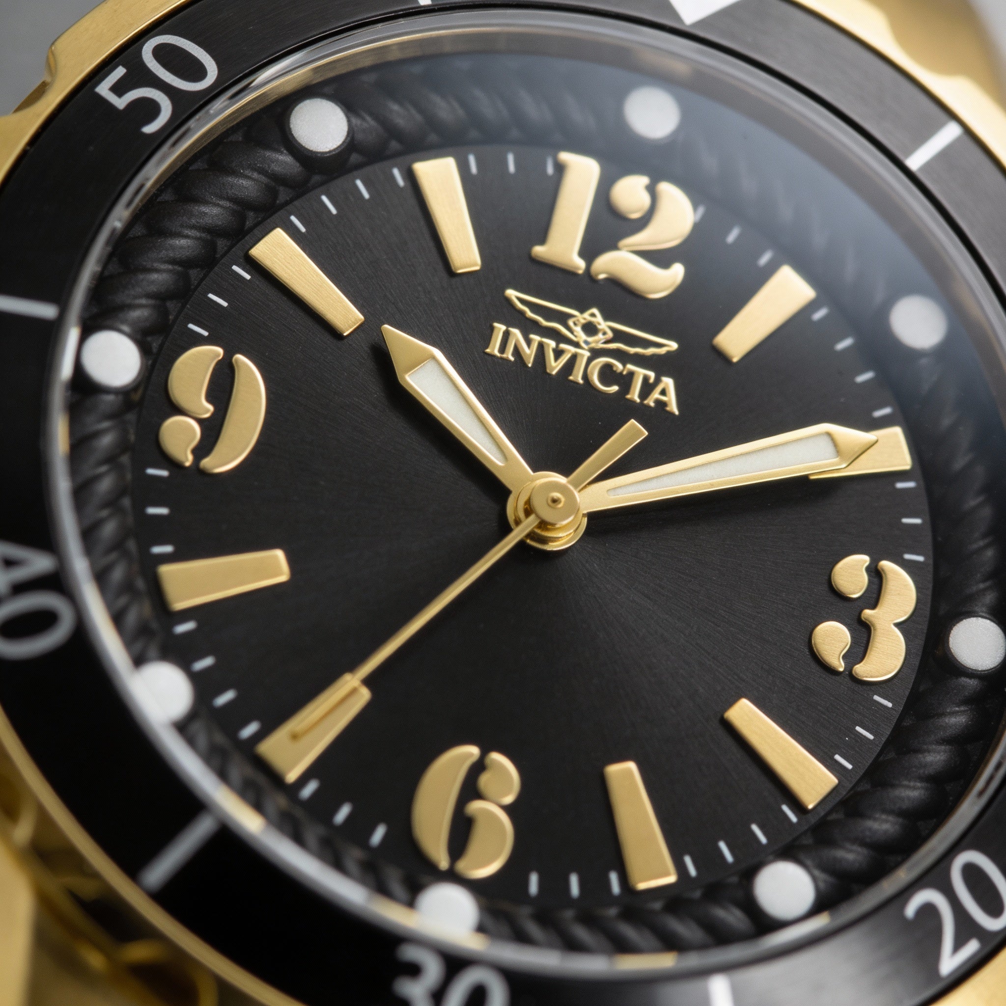 Reloj Invicta Angel 17486 de cuarzo de 38 mm con taquímetro de acero inoxidable en tono negro y dorado para mujer, Photo 2