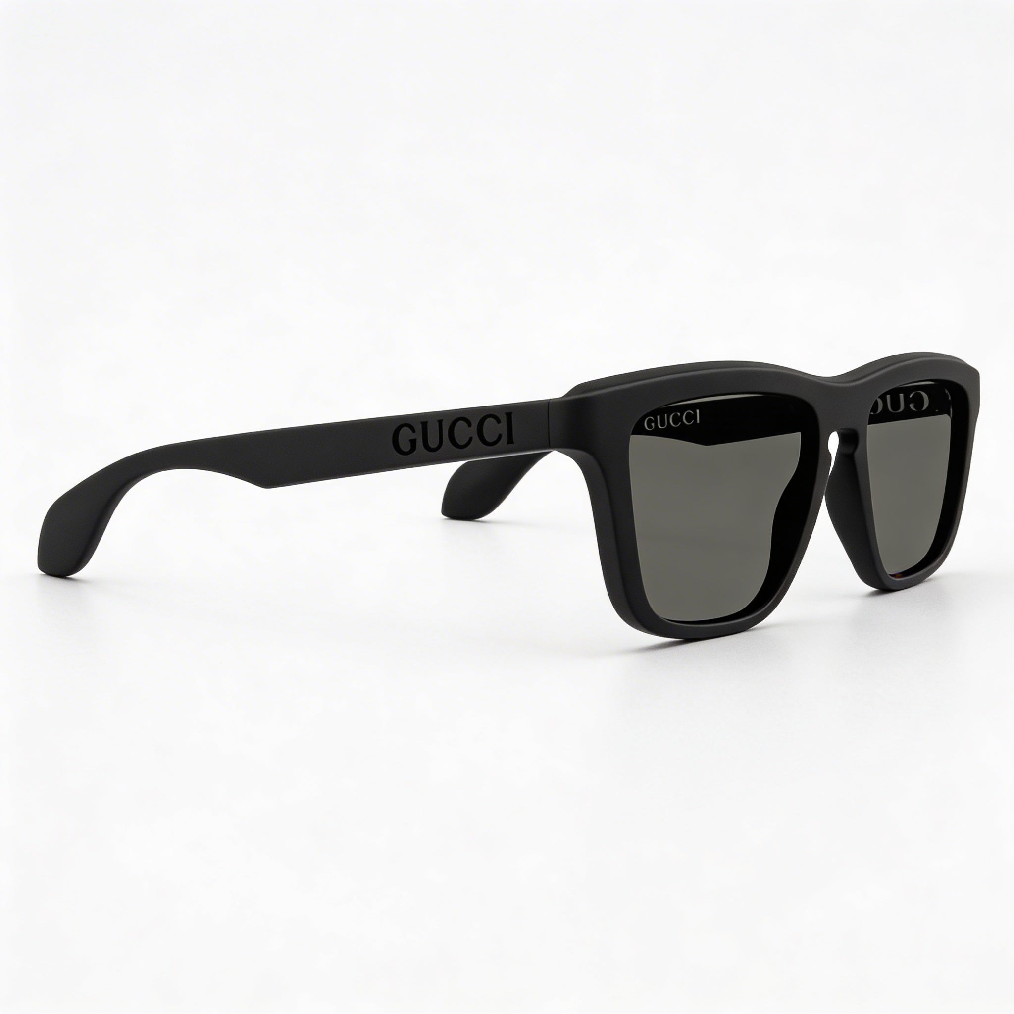 Gucci Casual Men's Sunglasses with Black Acetate Frame & Grey Acetate Lenses, 55mm Lens Width, 18mm Bridge, 145mm Temple Length, Photo 3