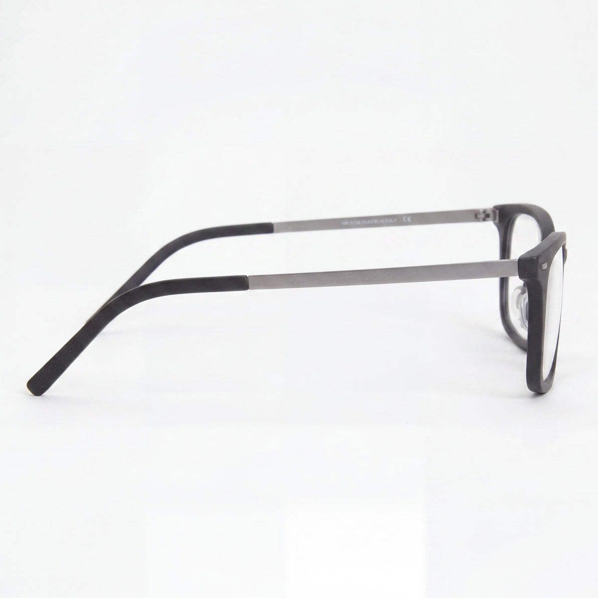 Gafas Flexon B2021 unisex con montura completa rectangular de metal en color negro, lentes de policarbonato negras y 54 mm de ancho de lente, Photo 2