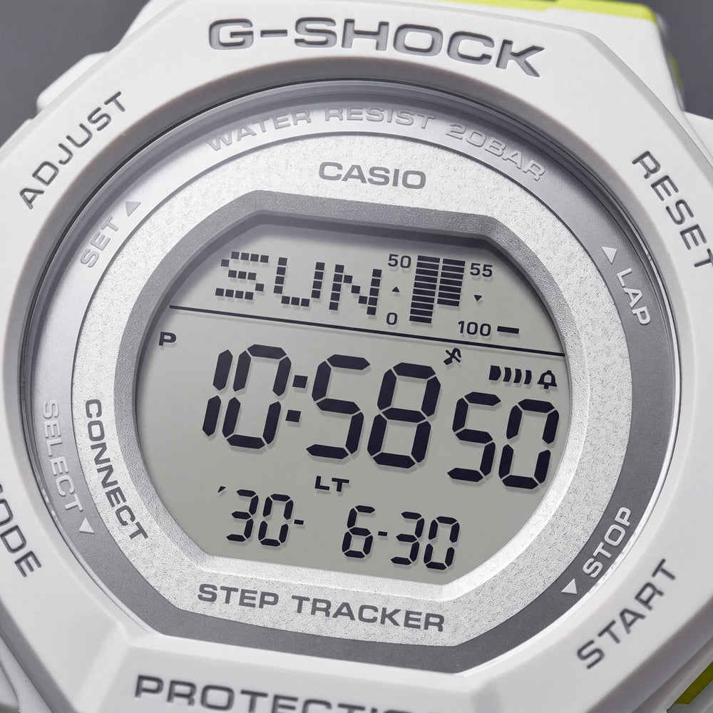 Casio G-Shock Smartwatch de Mujer con Correa Blanca, Seguimiento de Actividad, Resistencia a Golpes y al Agua hasta 20 ATM